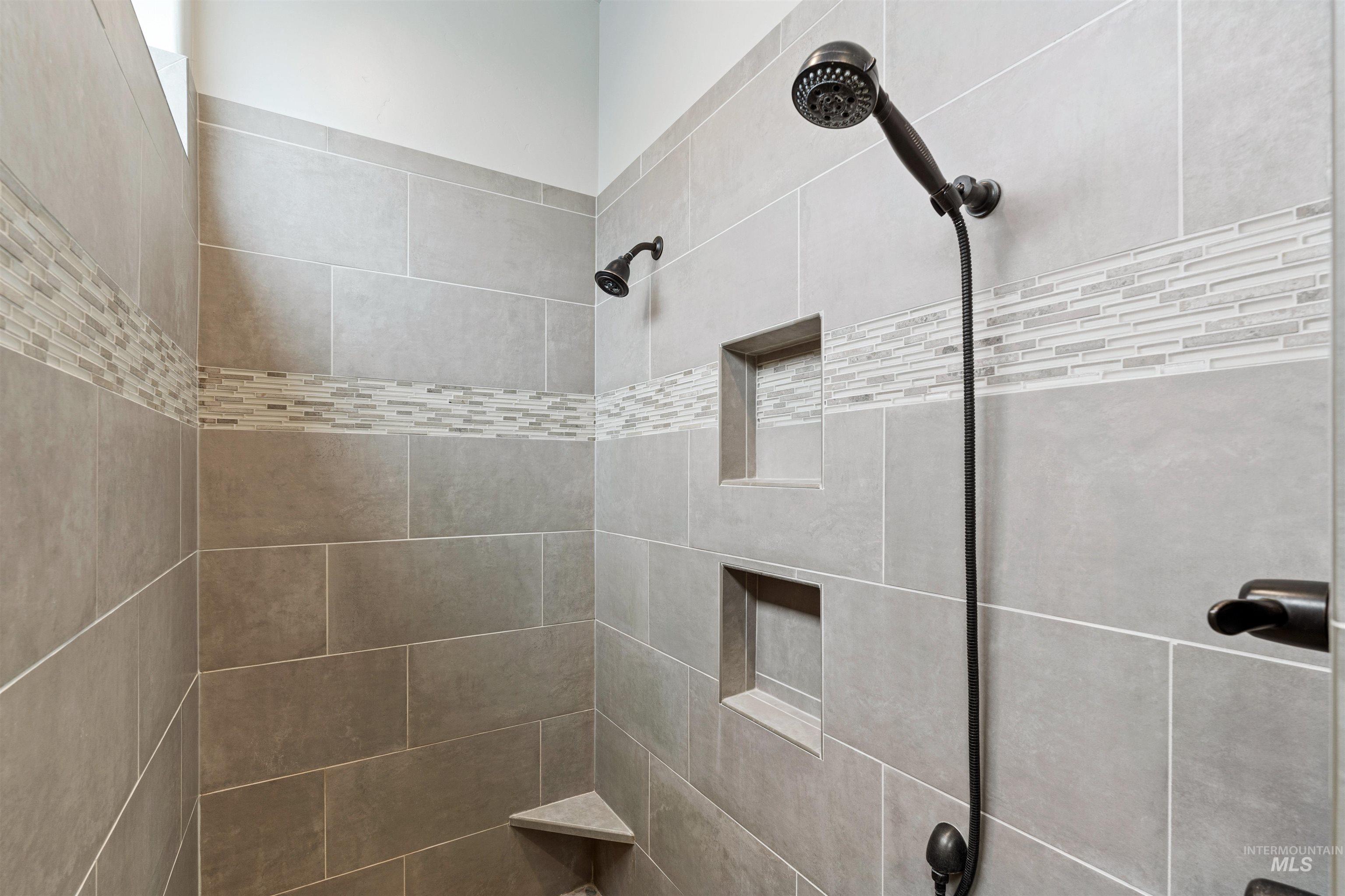 8272 W Sparks Lake Dr, Boise, Idaho 83714, 3 Bedrooms, 3.5 Bathrooms, Residential For Sale, Price $1,249,000,MLS 98980331