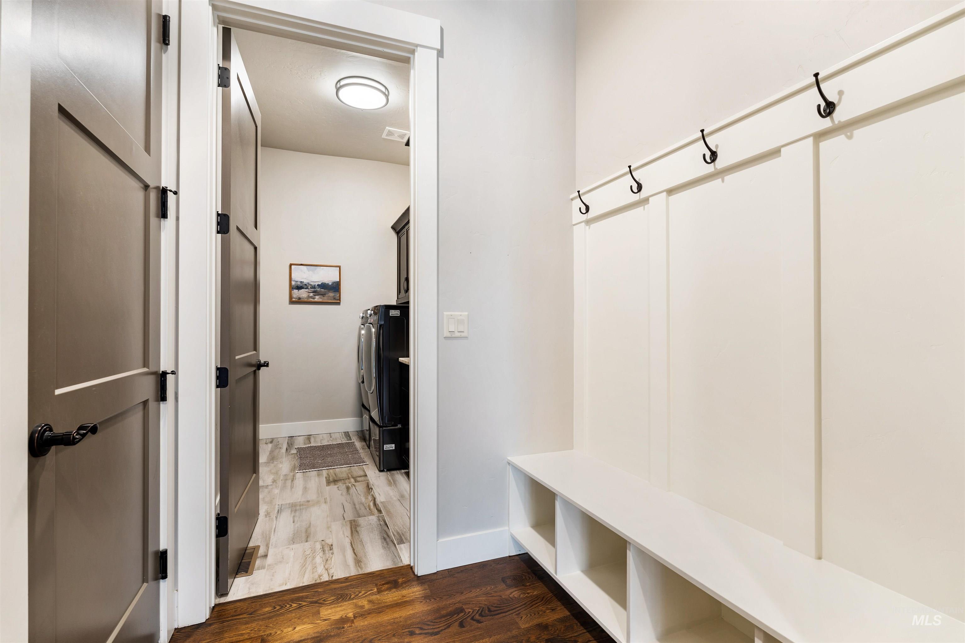 8272 W Sparks Lake Dr, Boise, Idaho 83714, 3 Bedrooms, 3.5 Bathrooms, Residential For Sale, Price $1,249,000,MLS 98980331