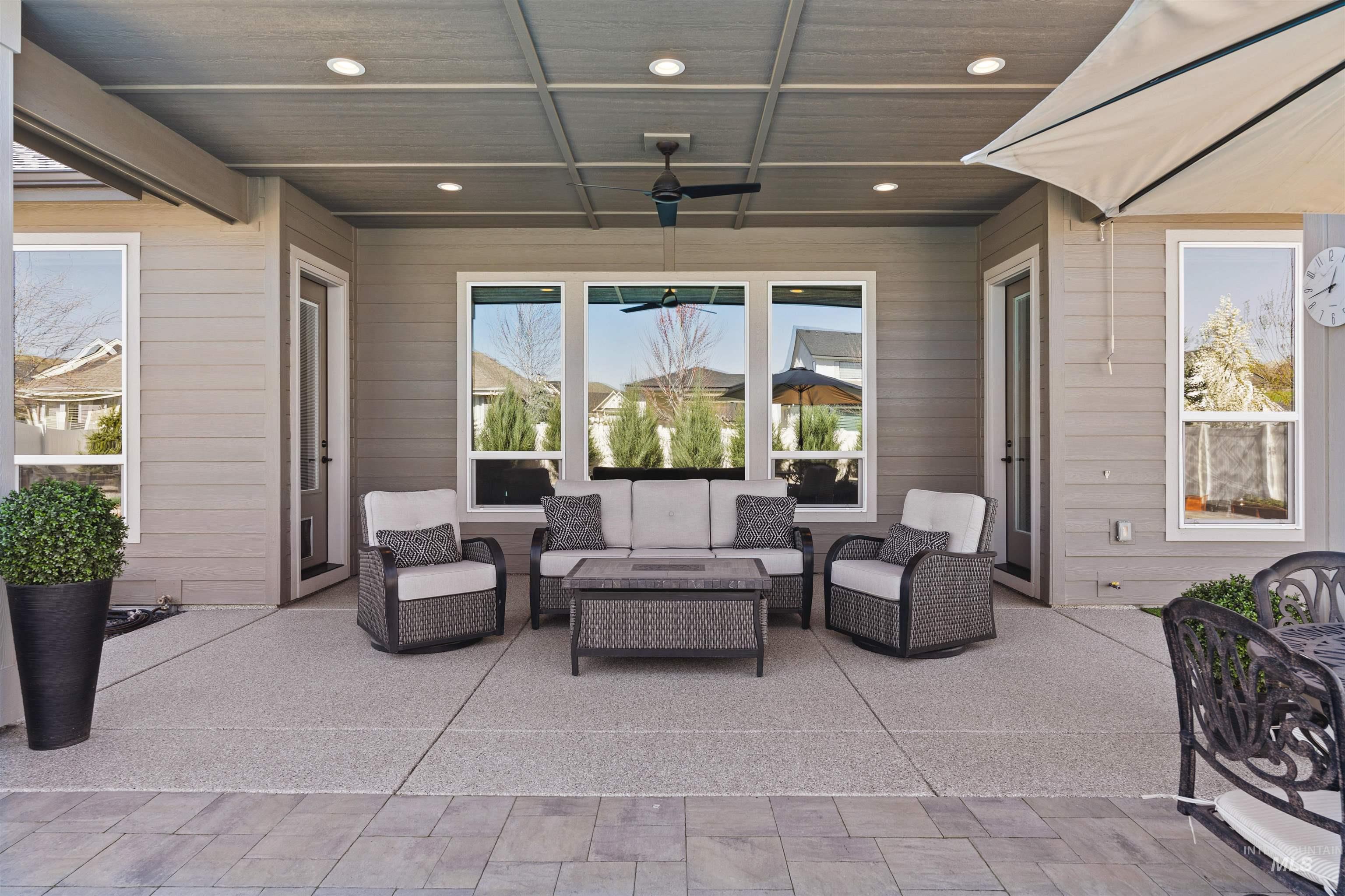 8272 W Sparks Lake Dr, Boise, Idaho 83714, 3 Bedrooms, 3.5 Bathrooms, Residential For Sale, Price $1,249,000,MLS 98980331