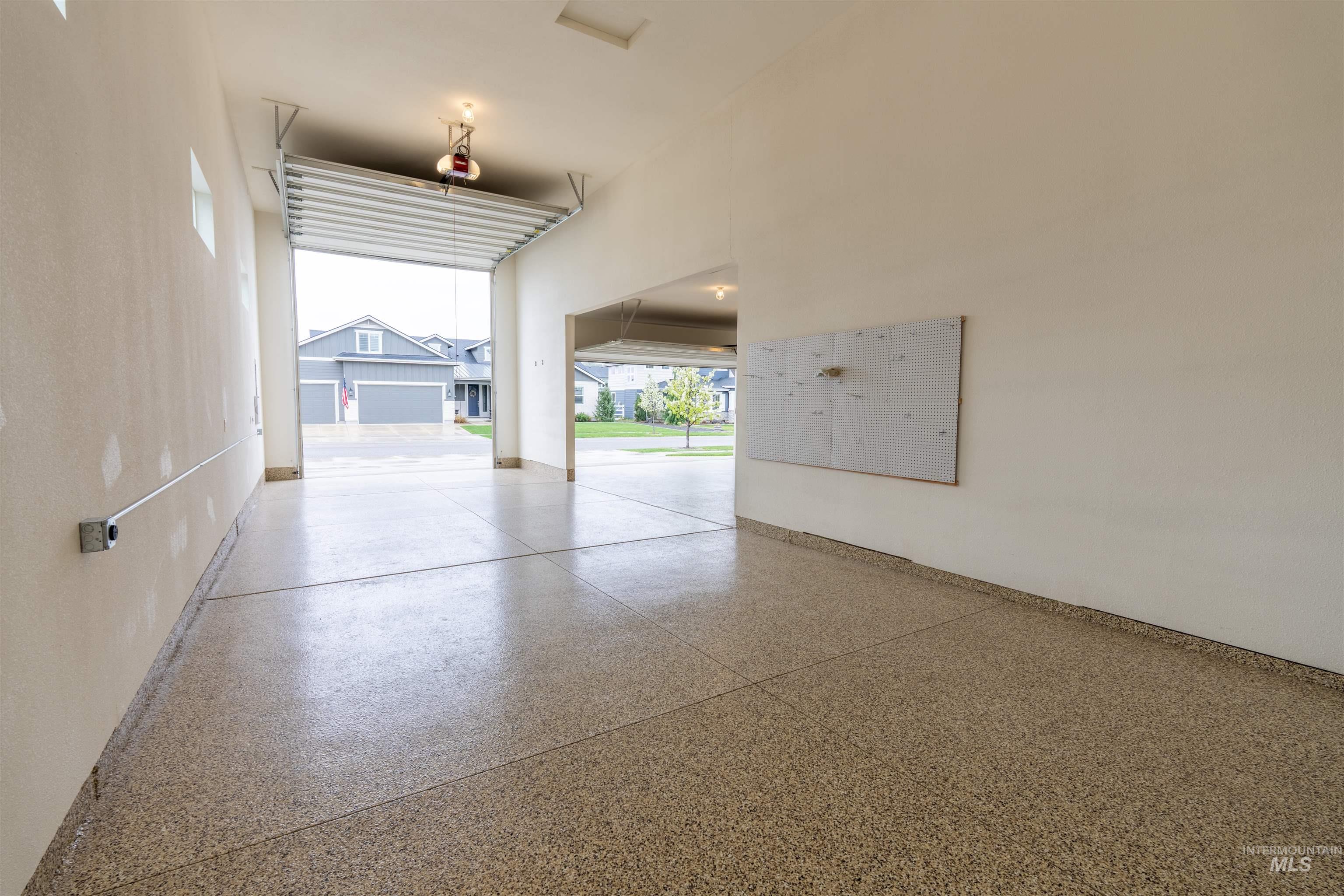 8272 W Sparks Lake Dr, Boise, Idaho 83714, 3 Bedrooms, 3.5 Bathrooms, Residential For Sale, Price $1,249,000,MLS 98980331