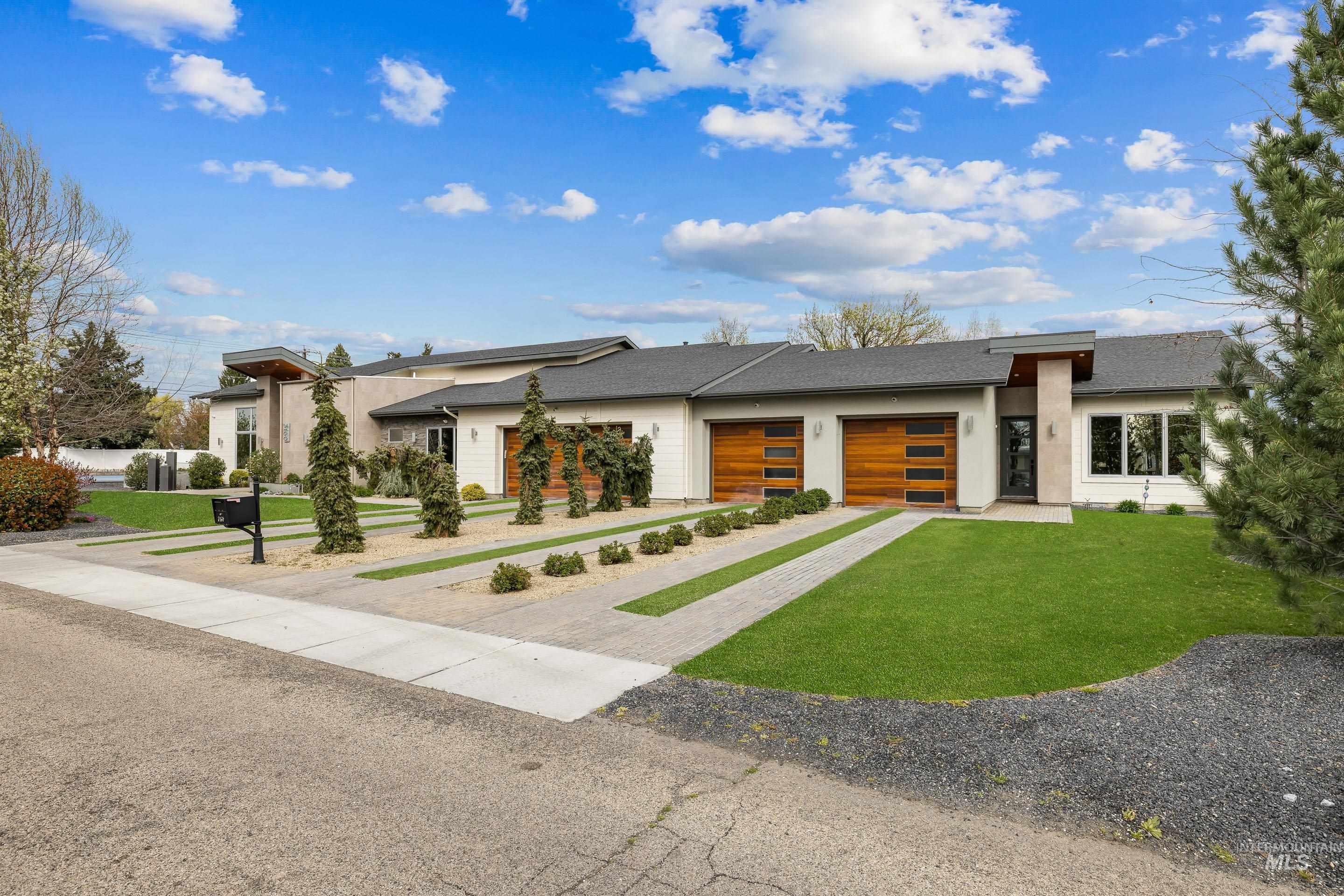 3160 N Duane Dr., Meridian, Idaho 83646, 5 Bedrooms, 5 Bathrooms, Residential For Sale, Price $1,590,000,MLS 98980332