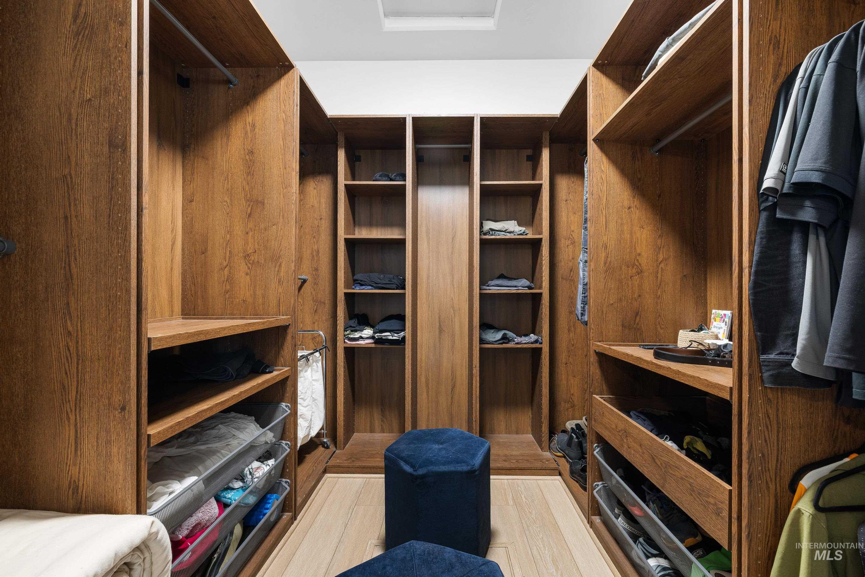 3160 N Duane Dr., Meridian, Idaho 83646, 5 Bedrooms, 5 Bathrooms, Residential For Sale, Price $1,590,000,MLS 98980332