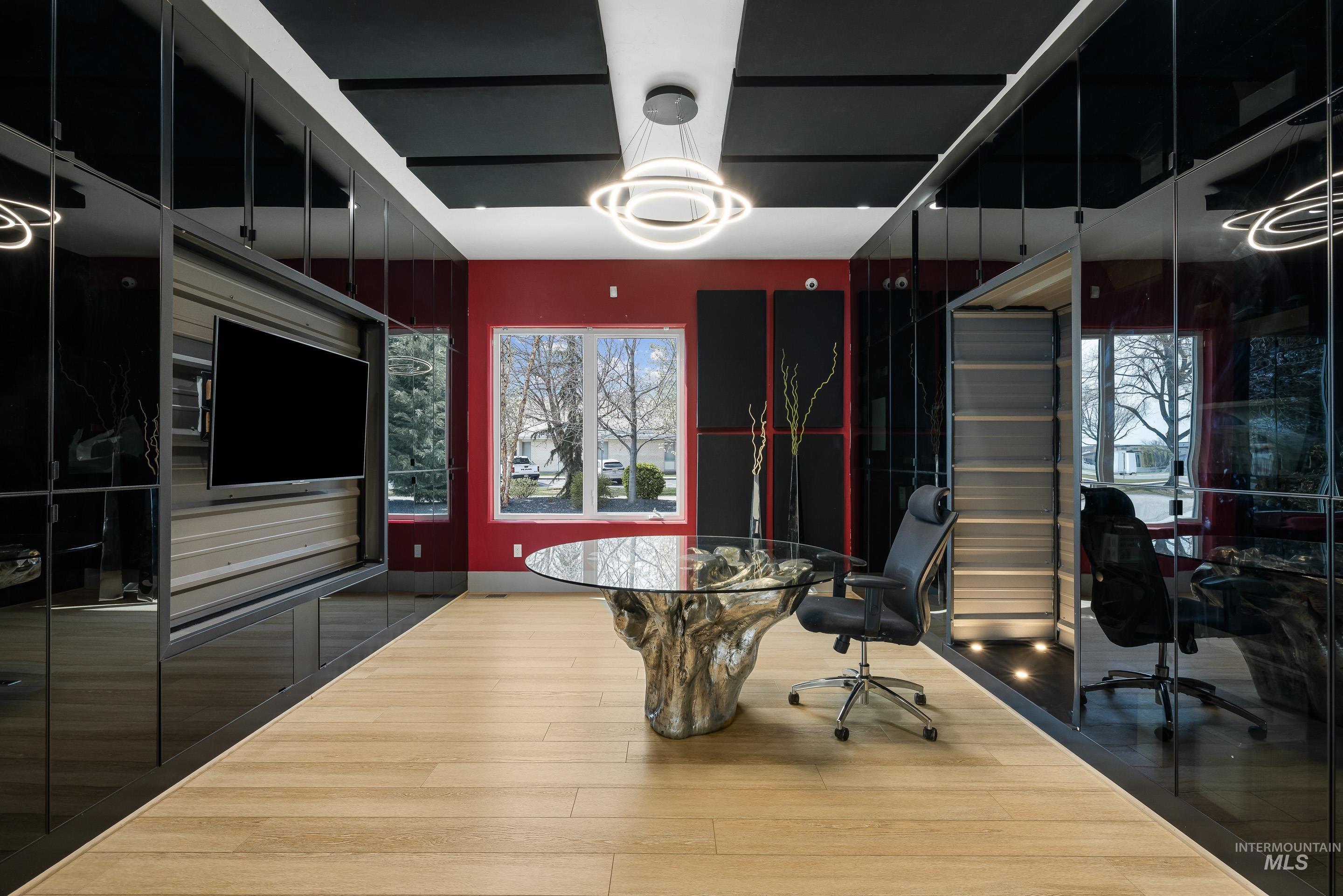 3160 N Duane Dr., Meridian, Idaho 83646, 5 Bedrooms, 5 Bathrooms, Residential For Sale, Price $1,590,000,MLS 98980332