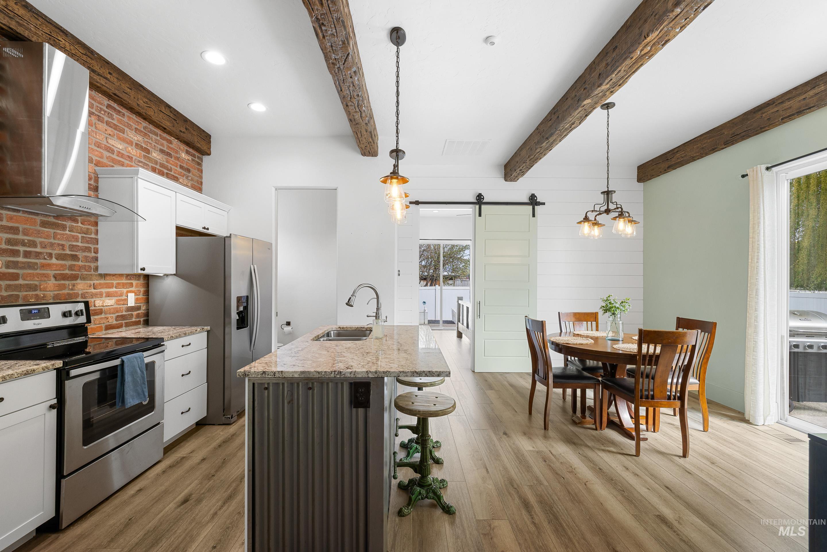 3160 N Duane Dr., Meridian, Idaho 83646, 5 Bedrooms, 5 Bathrooms, Residential For Sale, Price $1,590,000,MLS 98980332