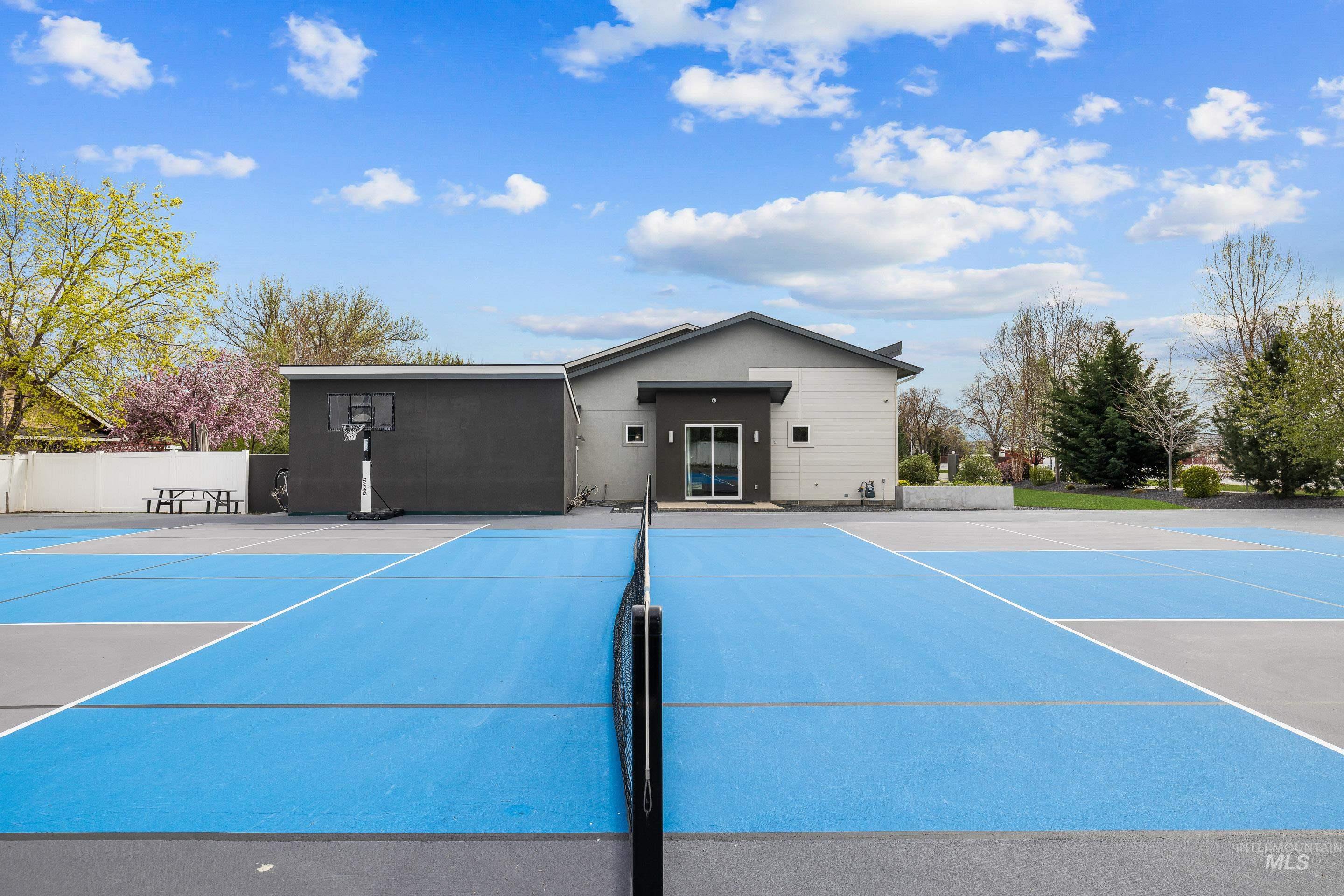 3160 N Duane Dr., Meridian, Idaho 83646, 5 Bedrooms, 5 Bathrooms, Residential For Sale, Price $1,590,000,MLS 98980332