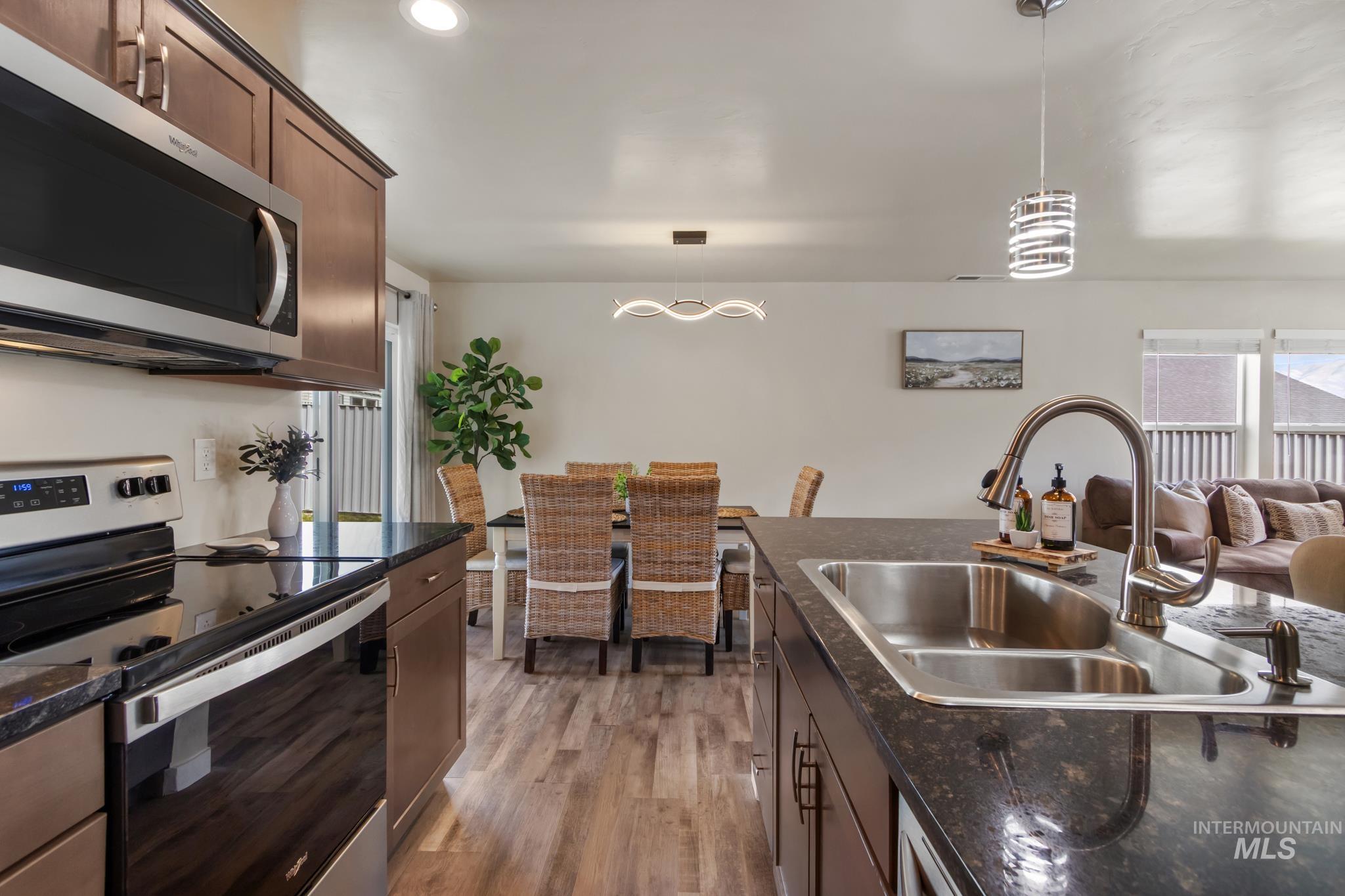 109 3rd Street Circle, Horseshoe Bend, Idaho 83629, 3 Bedrooms, 2 Bathrooms, Residential For Sale, Price $419,000, 98980333