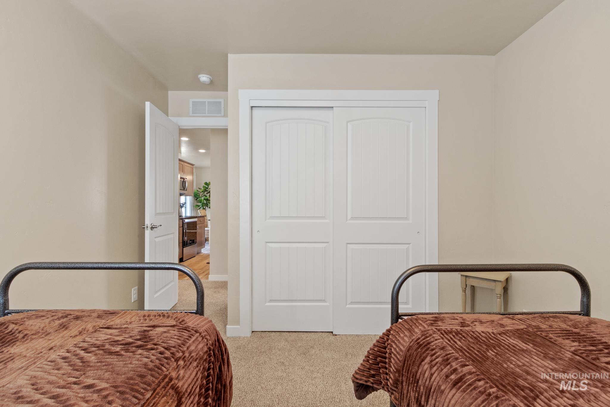 109 3rd Street Circle, Horseshoe Bend, Idaho 83629, 3 Bedrooms, 2 Bathrooms, Residential For Sale, Price $419,000, 98980333