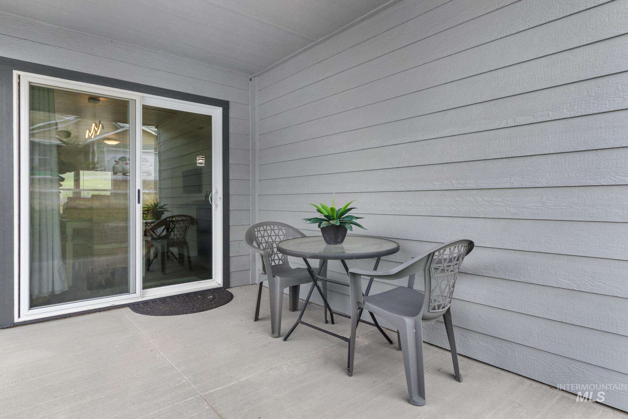 109 3rd Street Circle, Horseshoe Bend, Idaho 83629, 3 Bedrooms, 2 Bathrooms, Residential For Sale, Price $419,000, 98980333