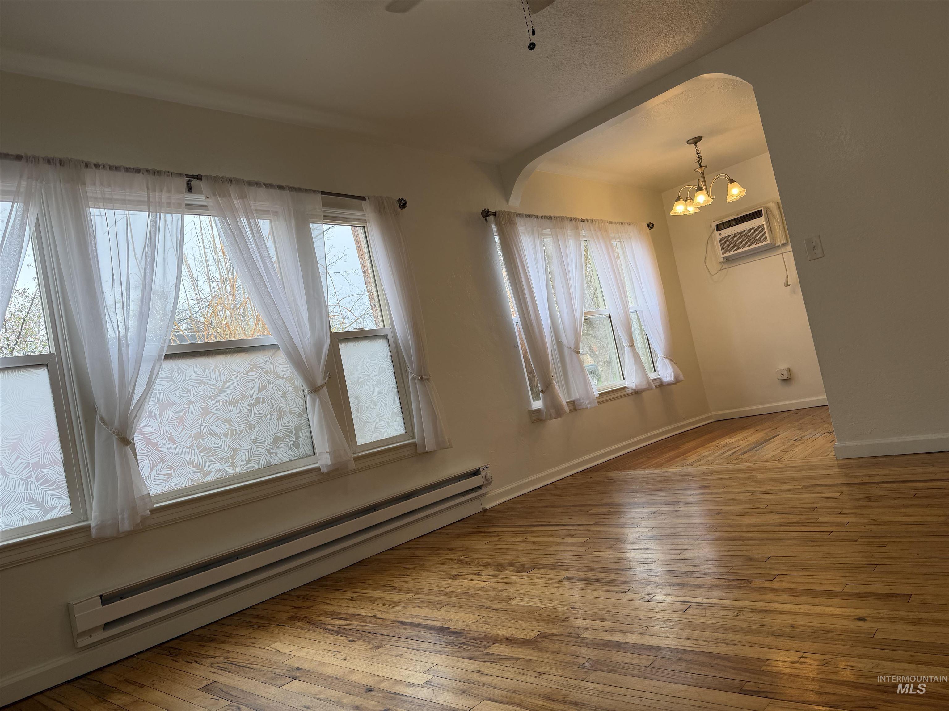 2606-08 W Bella St, Boise, Idaho 83702-0121, 1 Bedroom, 1 Bathroom, Residential Income For Sale, Price $455,000, 98980334