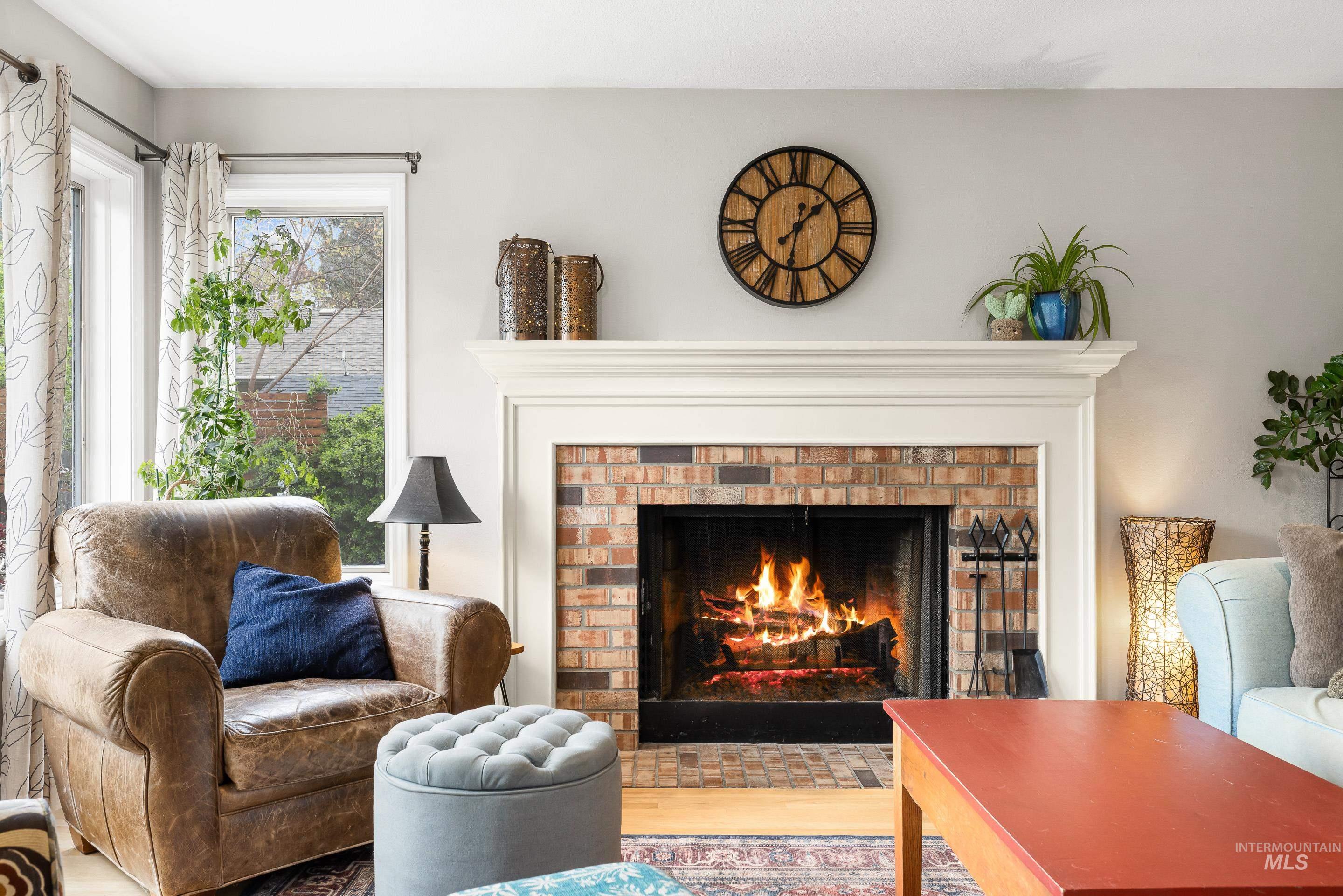 10723 W Barnsdale Ct, Boise, Idaho 83713, 4 Bedrooms, 2.5 Bathrooms, Residential For Sale, Price $750,000,MLS 98980335