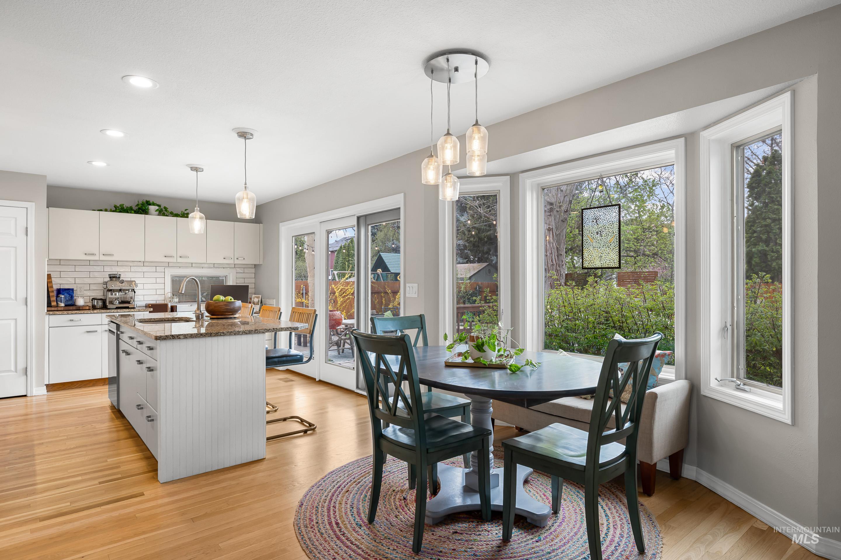 10723 W Barnsdale Ct, Boise, Idaho 83713, 4 Bedrooms, 2.5 Bathrooms, Residential For Sale, Price $750,000,MLS 98980335