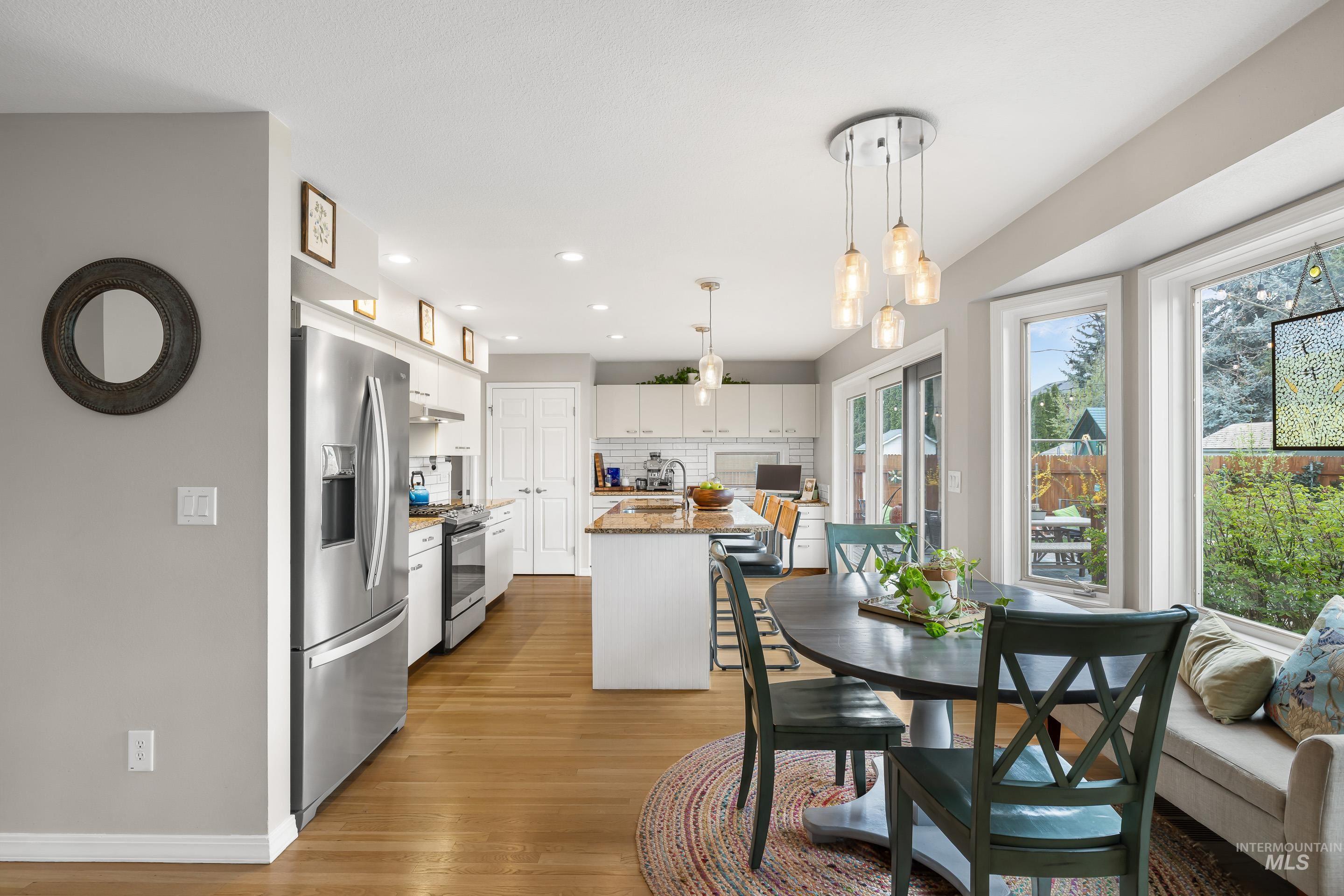 10723 W Barnsdale Ct, Boise, Idaho 83713, 4 Bedrooms, 2.5 Bathrooms, Residential For Sale, Price $750,000,MLS 98980335