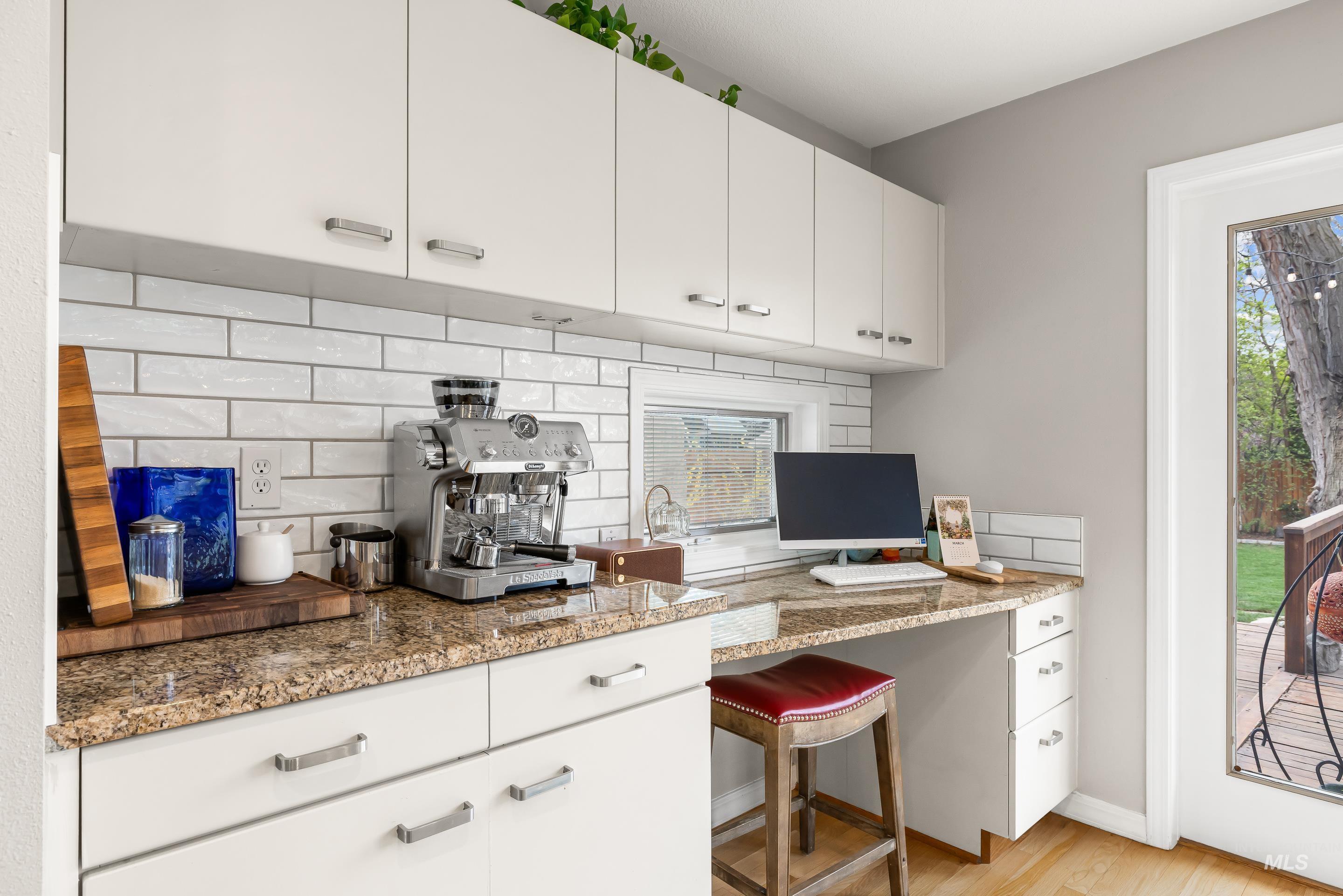 10723 W Barnsdale Ct, Boise, Idaho 83713, 4 Bedrooms, 2.5 Bathrooms, Residential For Sale, Price $750,000,MLS 98980335