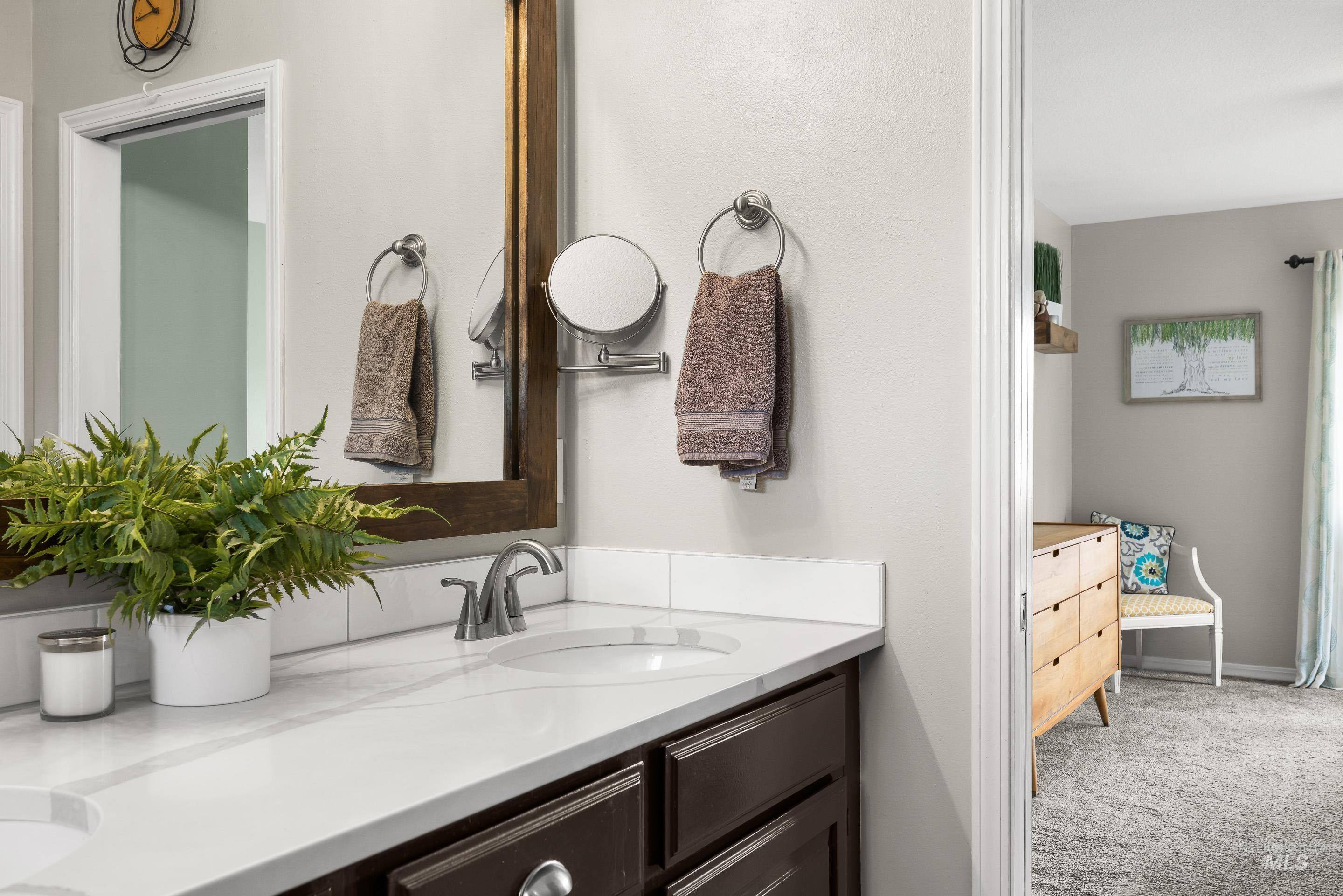 10723 W Barnsdale Ct, Boise, Idaho 83713, 4 Bedrooms, 2.5 Bathrooms, Residential For Sale, Price $750,000,MLS 98980335