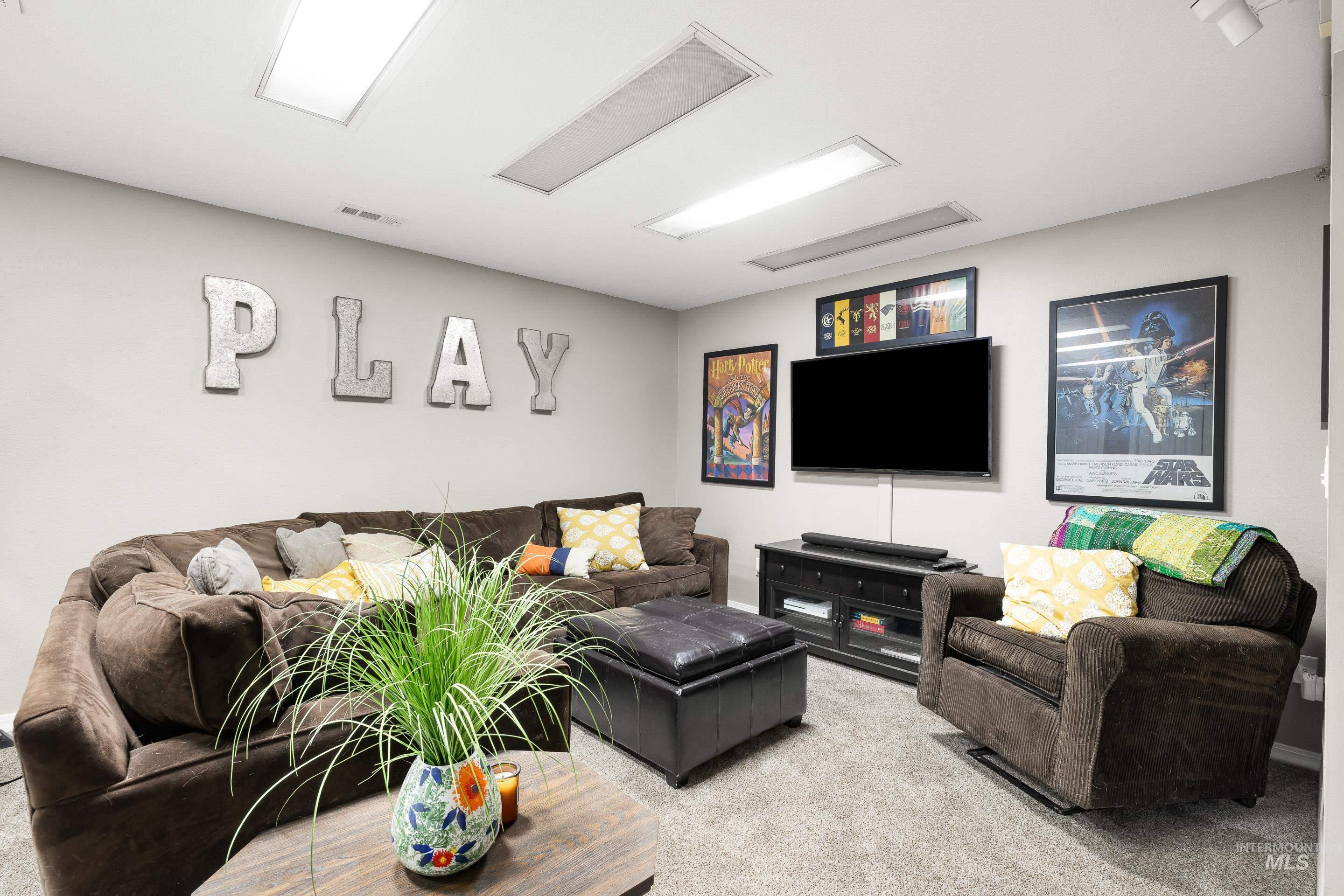 10723 W Barnsdale Ct, Boise, Idaho 83713, 4 Bedrooms, 2.5 Bathrooms, Residential For Sale, Price $750,000,MLS 98980335