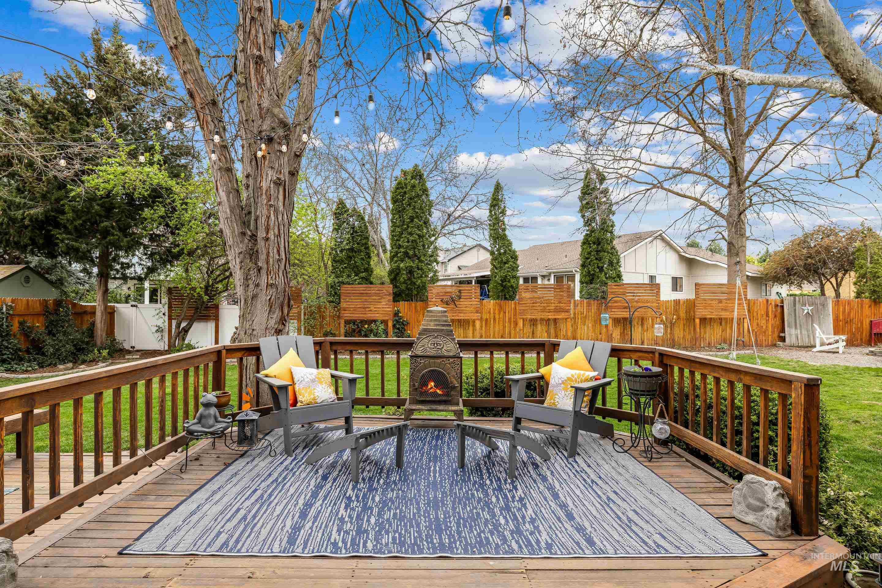 10723 W Barnsdale Ct, Boise, Idaho 83713, 4 Bedrooms, 2.5 Bathrooms, Residential For Sale, Price $750,000,MLS 98980335