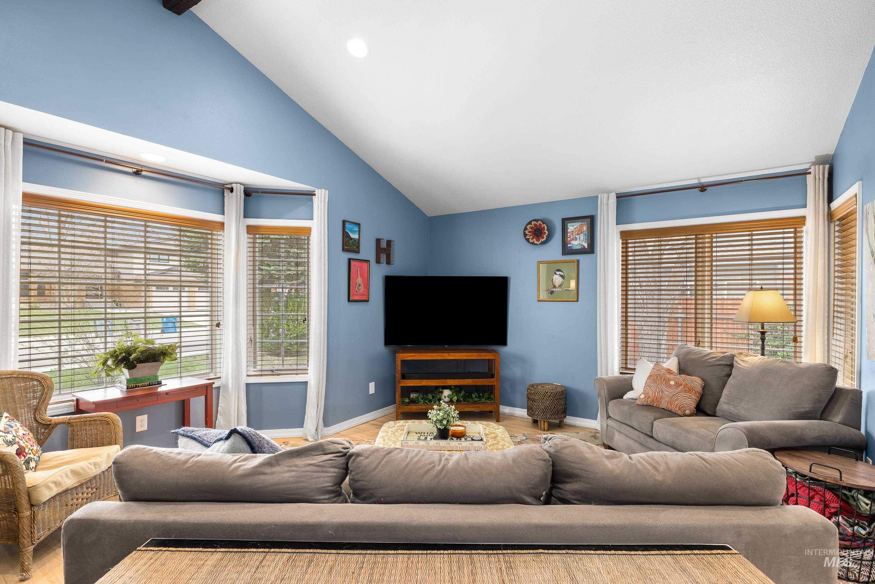 10723 W Barnsdale Ct, Boise, Idaho 83713, 4 Bedrooms, 2.5 Bathrooms, Residential For Sale, Price $750,000,MLS 98980335