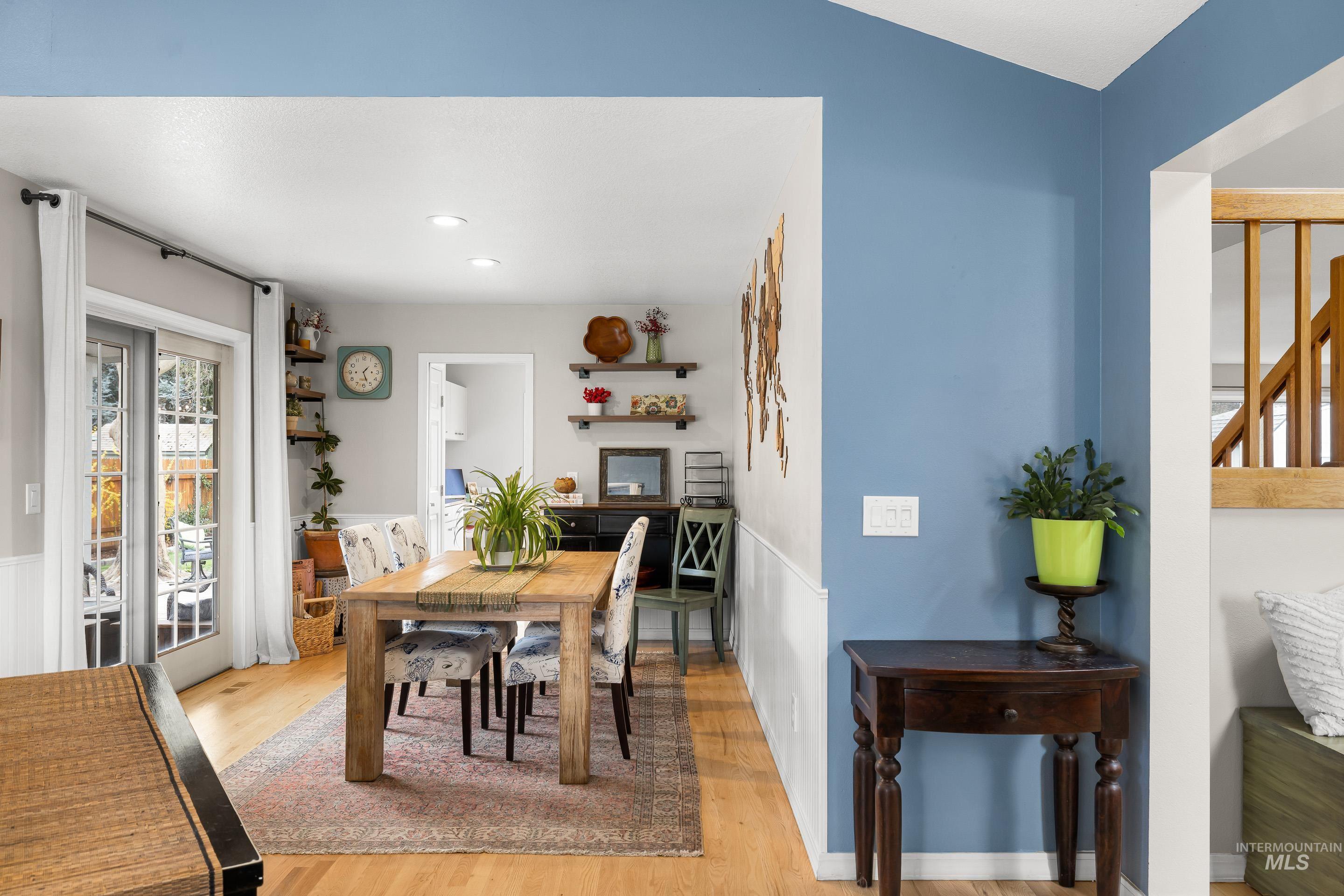 10723 W Barnsdale Ct, Boise, Idaho 83713, 4 Bedrooms, 2.5 Bathrooms, Residential For Sale, Price $750,000,MLS 98980335