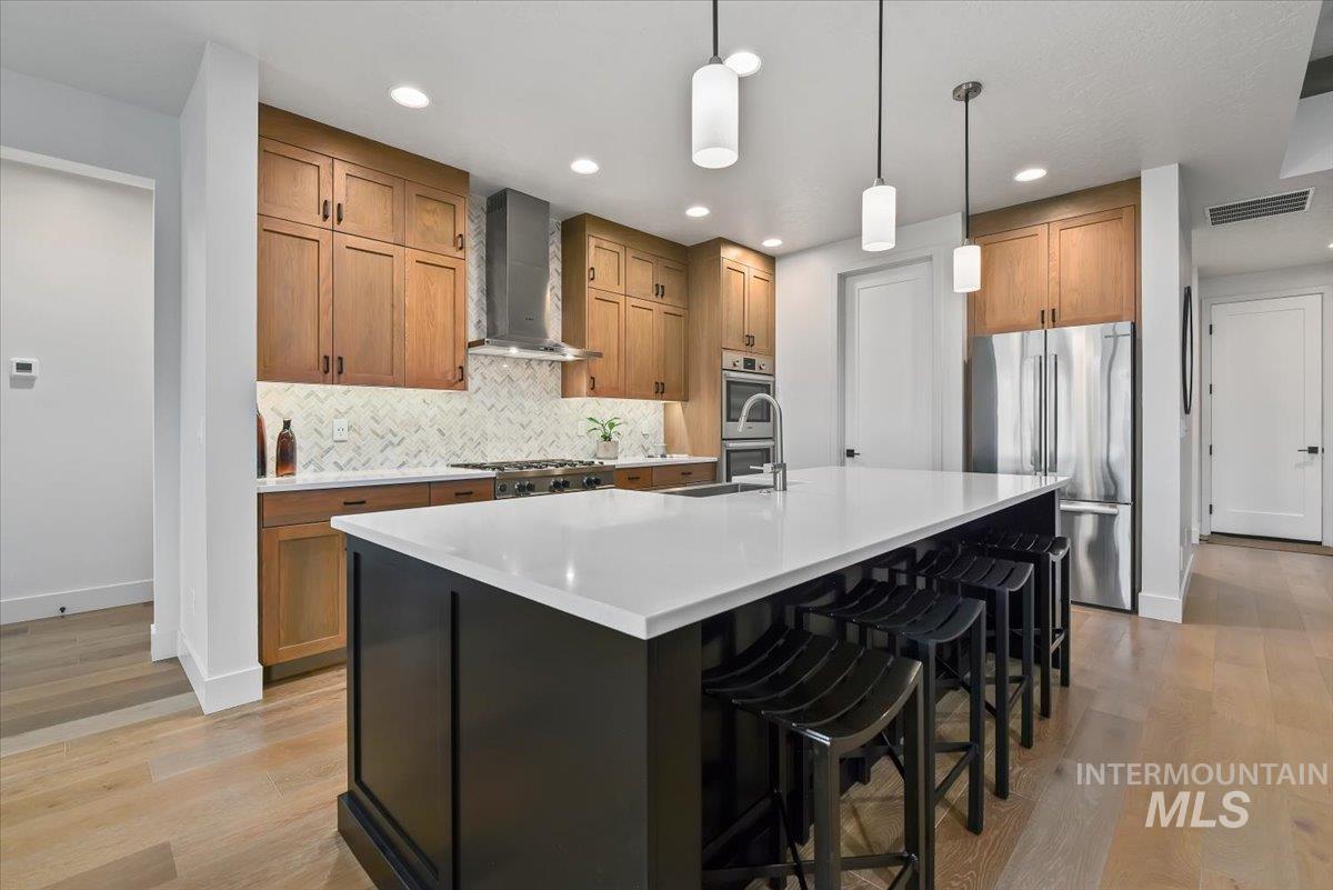 665 S Aspen Lakes Way, Star, Idaho 83669, 3 Bedrooms, 3 Bathrooms, Residential For Sale, Price $895,000,MLS 98980336