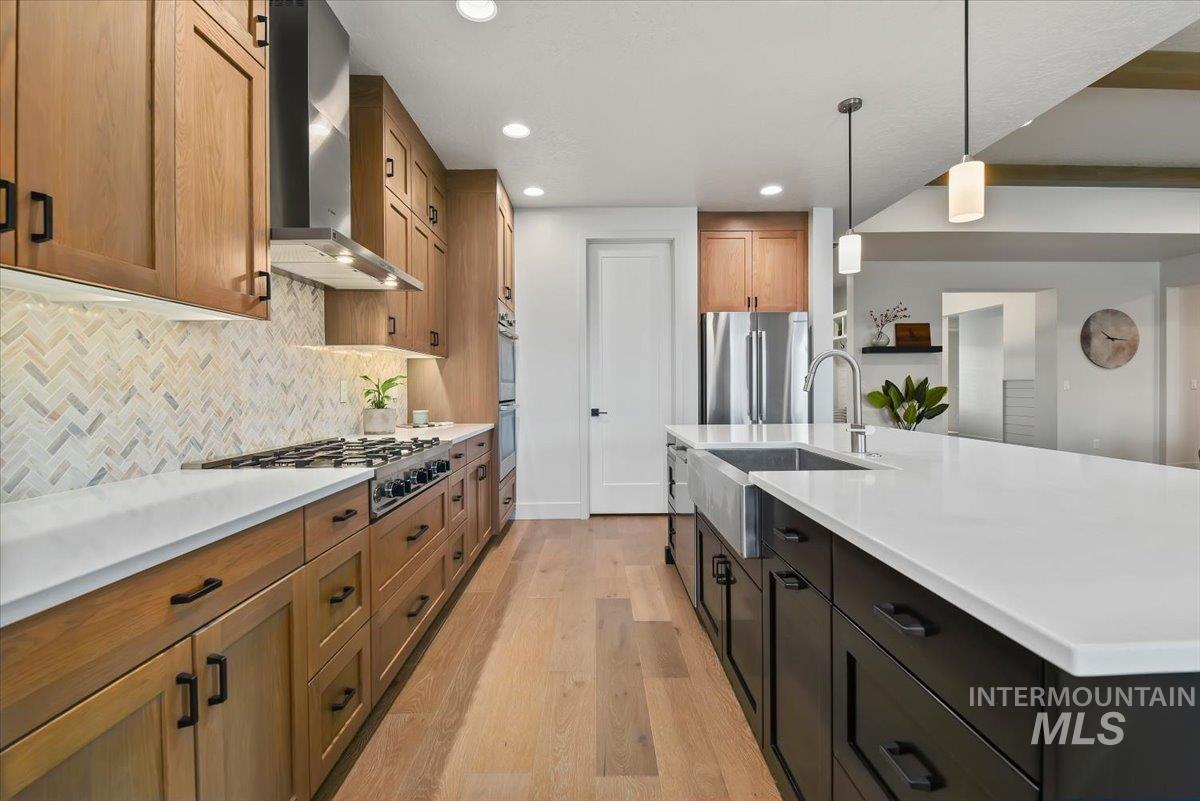 665 S Aspen Lakes Way, Star, Idaho 83669, 3 Bedrooms, 3 Bathrooms, Residential For Sale, Price $895,000,MLS 98980336