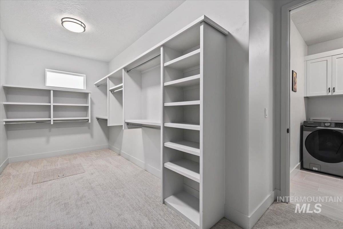 665 S Aspen Lakes Way, Star, Idaho 83669, 3 Bedrooms, 3 Bathrooms, Residential For Sale, Price $895,000,MLS 98980336