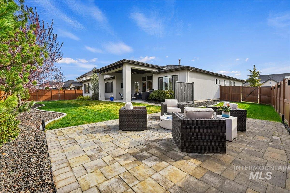 665 S Aspen Lakes Way, Star, Idaho 83669, 3 Bedrooms, 3 Bathrooms, Residential For Sale, Price $895,000,MLS 98980336