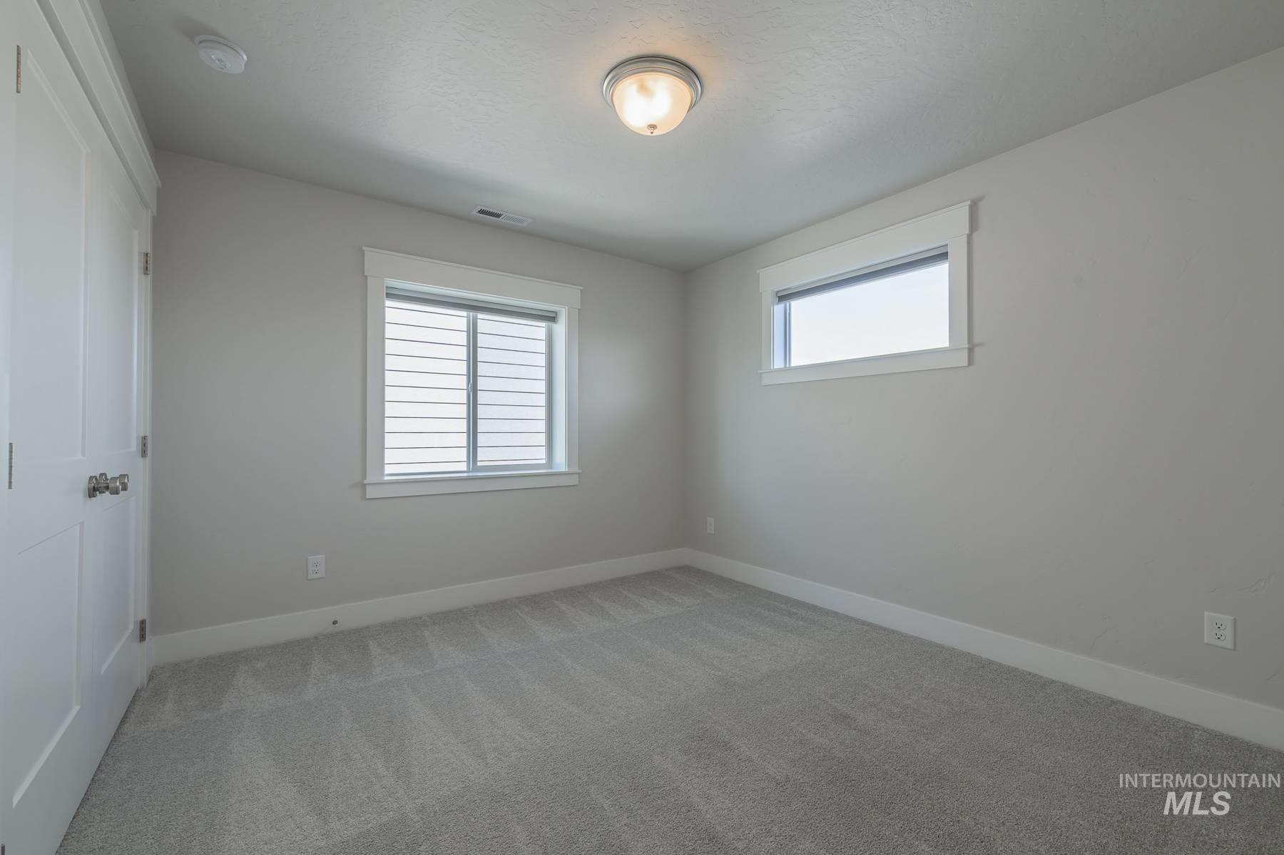 6512 N Oakstone Ave, Meridian, Idaho 83646, 4 Bedrooms, 2.5 Bathrooms, Residential For Sale, Price $675,000,MLS 98980338