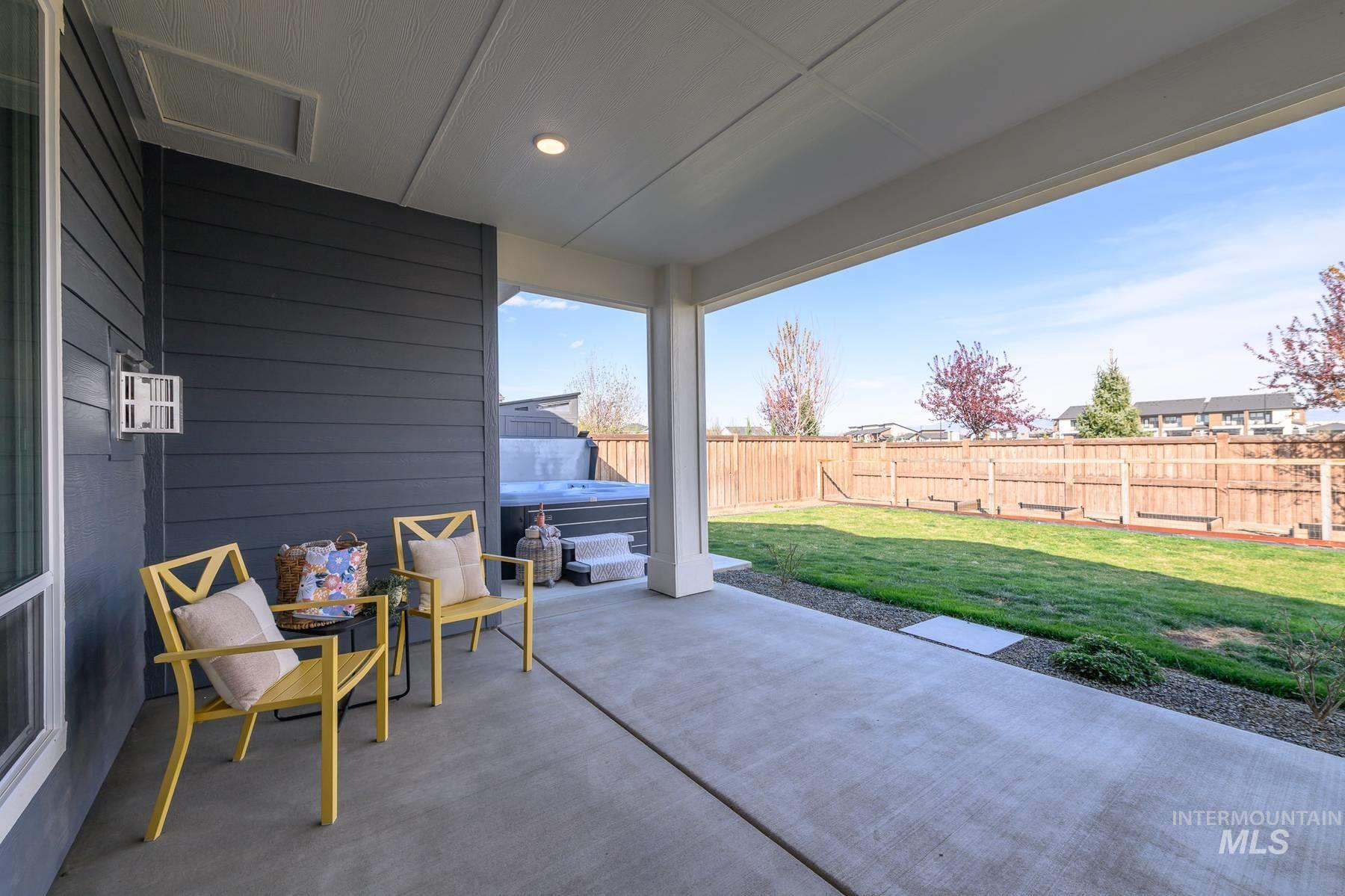 6512 N Oakstone Ave, Meridian, Idaho 83646, 4 Bedrooms, 2.5 Bathrooms, Residential For Sale, Price $675,000,MLS 98980338