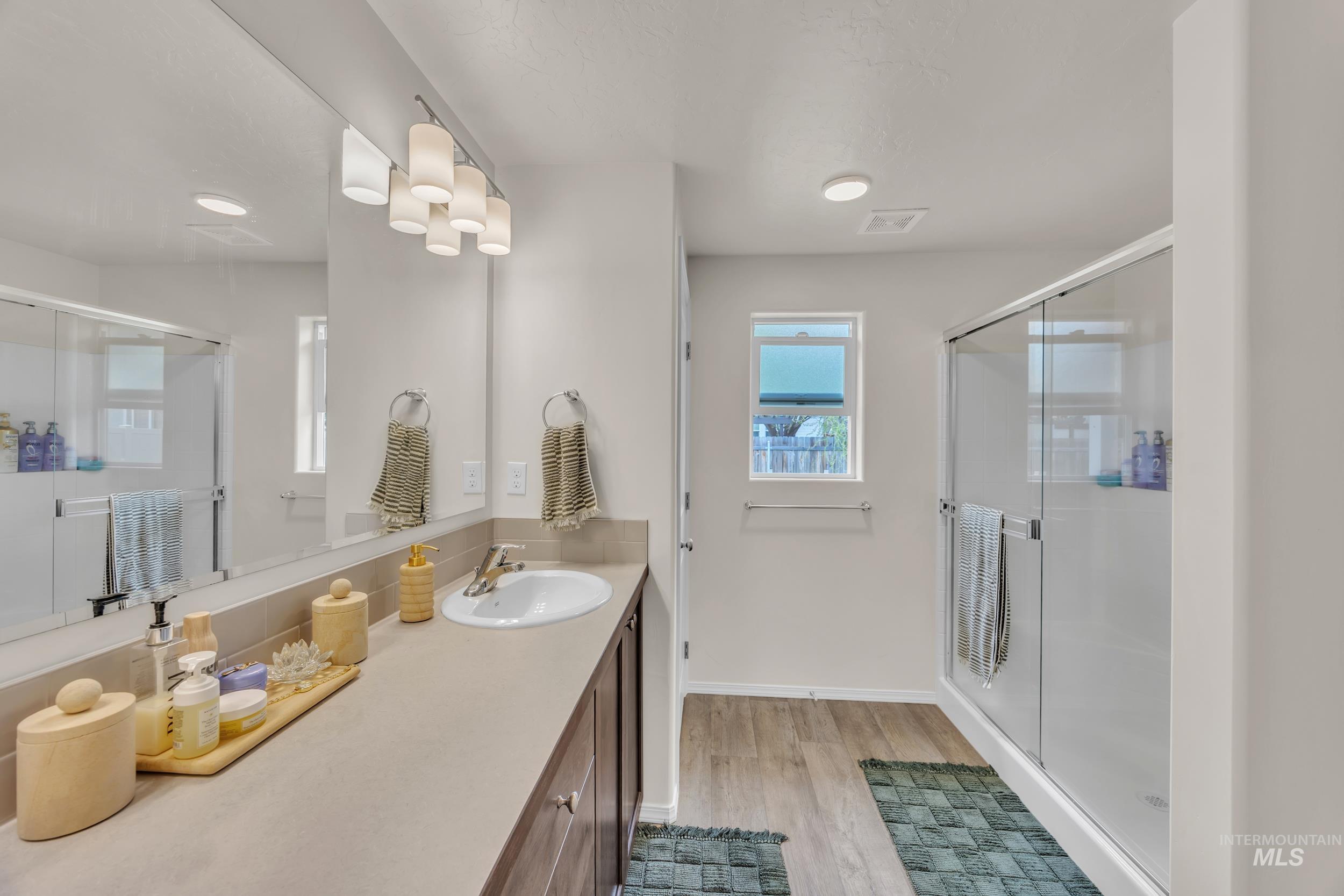 611 Correa Way, Caldwell, Idaho 83605, 3 Bedrooms, 2 Bathrooms, Residential For Sale, Price $424,950, 98980341