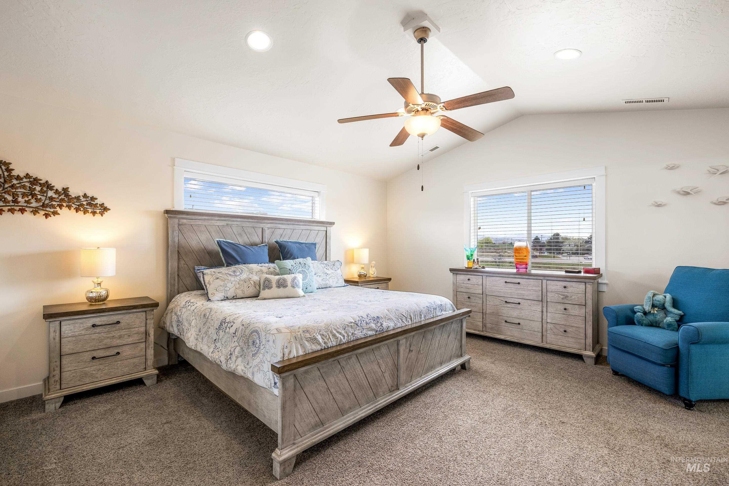 16 N Caracaras Way, Eagle, Idaho 83616, 3 Bedrooms, 2.5 Bathrooms, Residential For Sale, Price $614,990,MLS 98980344