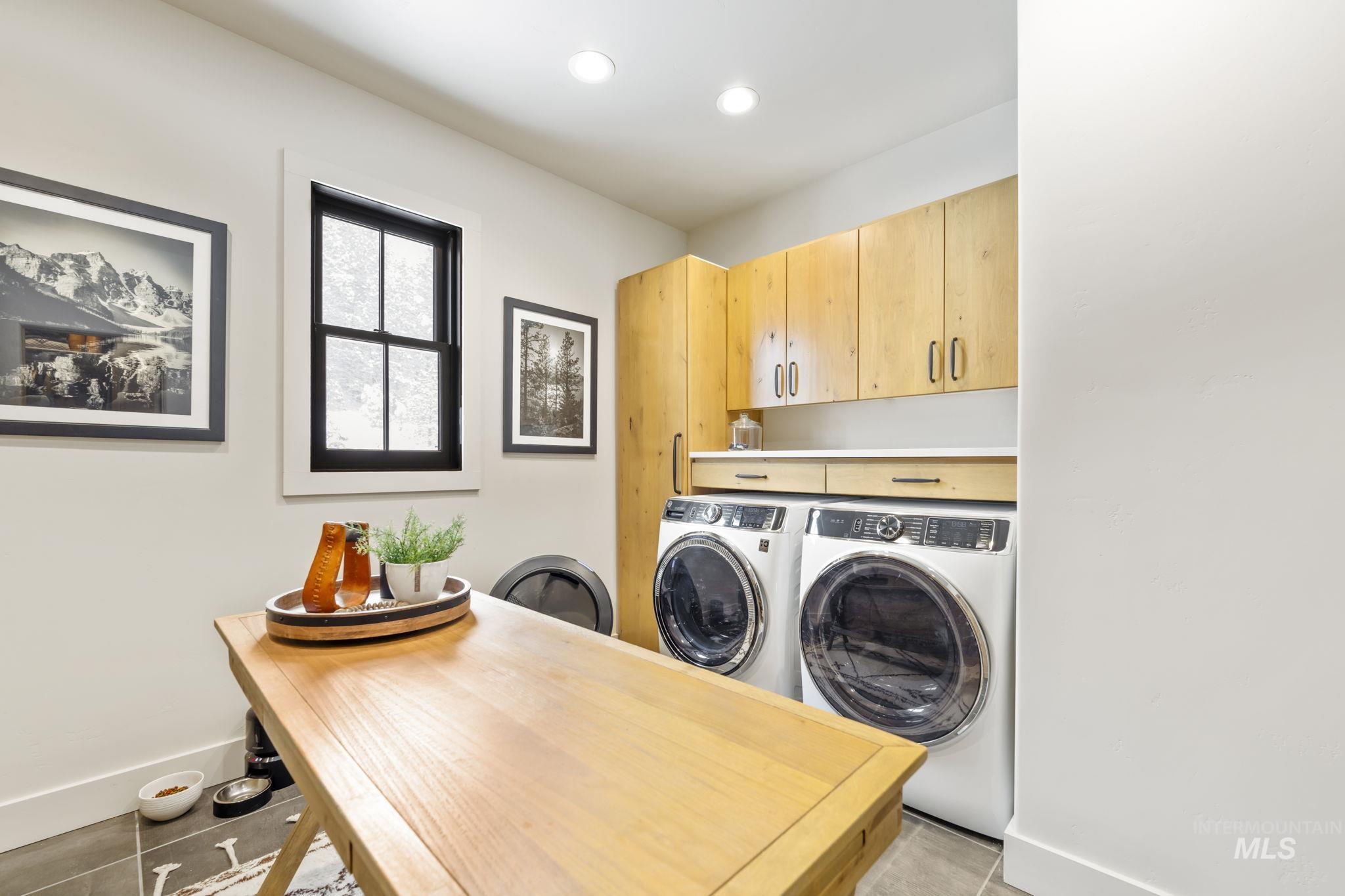 11 Larkspur, McCall, Idaho 83638, 4 Bedrooms, 3.5 Bathrooms, Residential For Sale, Price $1,985,000,MLS 98980346