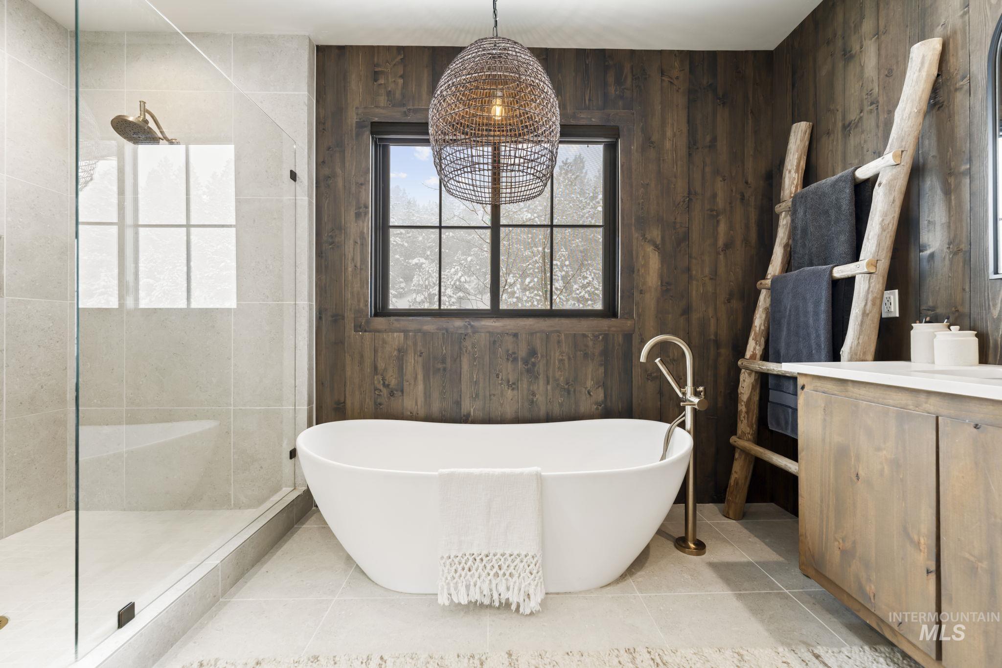 11 Larkspur, McCall, Idaho 83638, 4 Bedrooms, 3.5 Bathrooms, Residential For Sale, Price $1,985,000,MLS 98980346