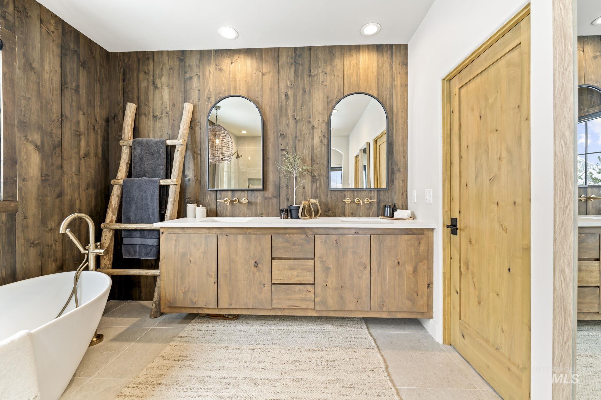 11 Larkspur, McCall, Idaho 83638, 4 Bedrooms, 3.5 Bathrooms, Residential For Sale, Price $1,985,000,MLS 98980346