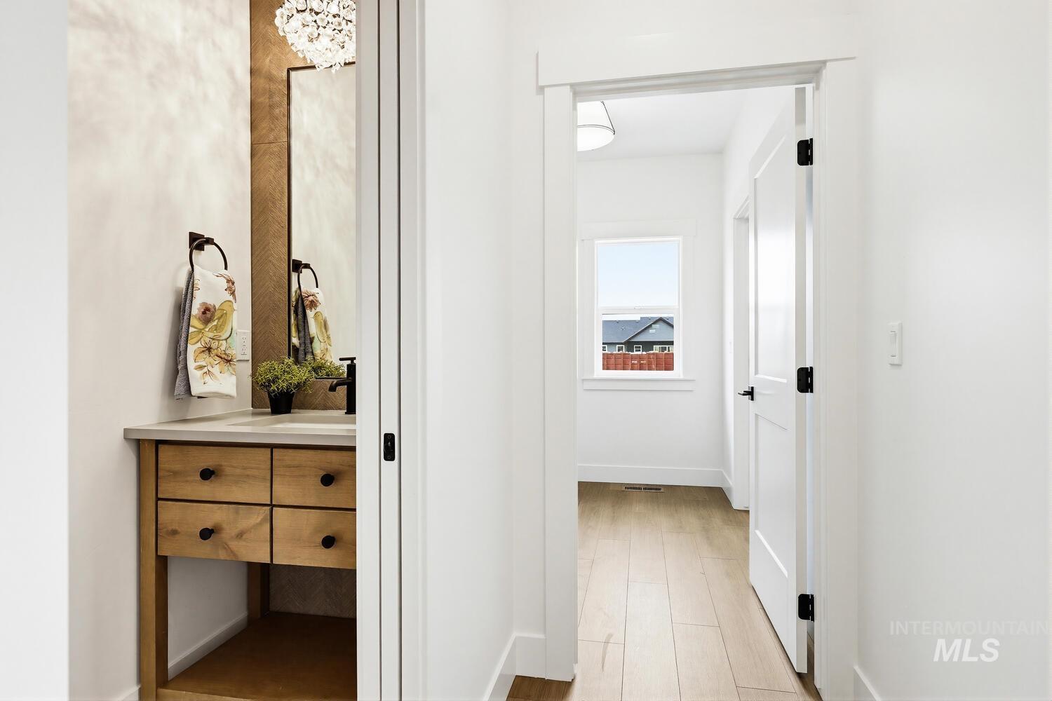 4655 E Idaho St, New Plymouth, Idaho 83655, 3 Bedrooms, 2.5 Bathrooms, Residential For Sale, Price $998,900,MLS 98980350