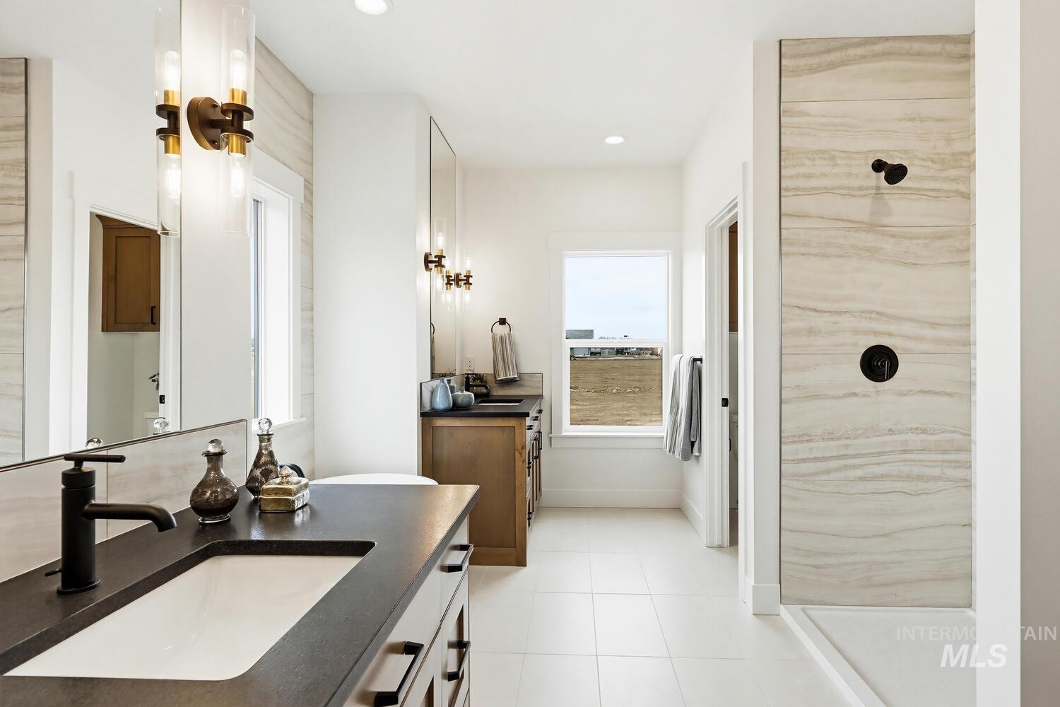 4655 E Idaho St, New Plymouth, Idaho 83655, 3 Bedrooms, 2.5 Bathrooms, Residential For Sale, Price $998,900,MLS 98980350