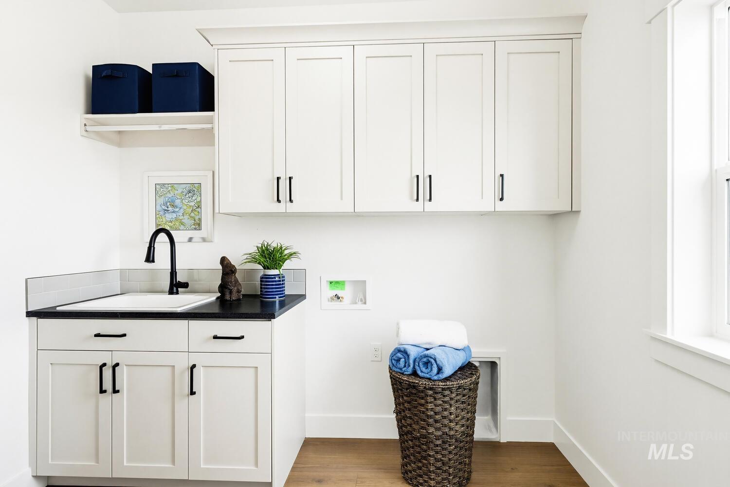 4655 E Idaho St, New Plymouth, Idaho 83655, 3 Bedrooms, 2.5 Bathrooms, Residential For Sale, Price $998,900,MLS 98980350