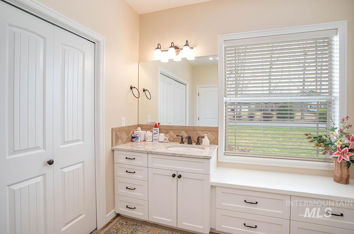 7480 E Grey Lag Dr, Nampa, Idaho 83687, 4 Bedrooms, 4 Bathrooms, Residential For Sale, Price $1,099,000, 98980352