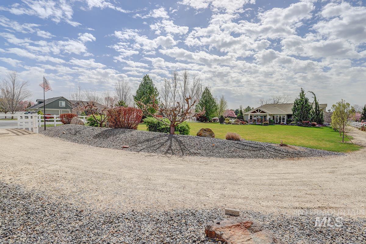 7480 E Grey Lag Dr, Nampa, Idaho 83687, 4 Bedrooms, 4 Bathrooms, Residential For Sale, Price $1,099,000, 98980352