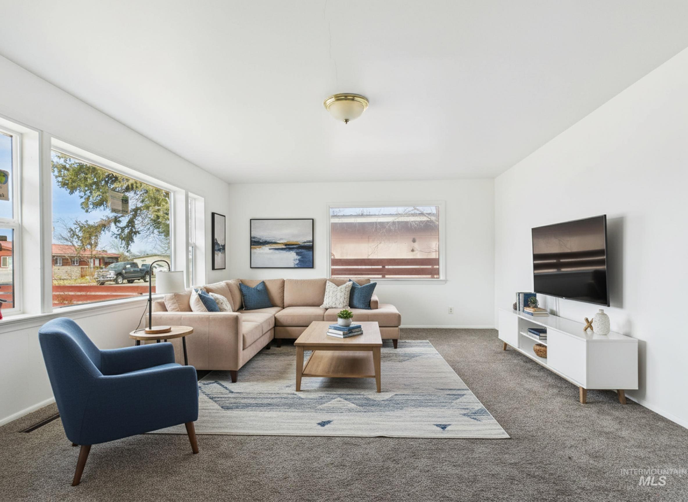 810 S D St., Rupert, Idaho 83350, 4 Bedrooms, 2 Bathrooms, Residential For Sale, Price $325,000,MLS 98980353