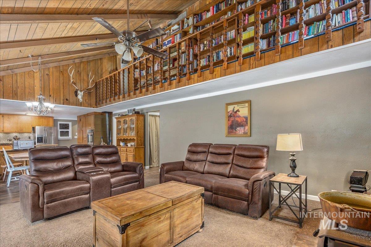 3560 Highway 21, Boise, Idaho 83716-4233, 3 Bedrooms, 2.5 Bathrooms, Residential For Sale, Price $3,200,000,MLS 98980354