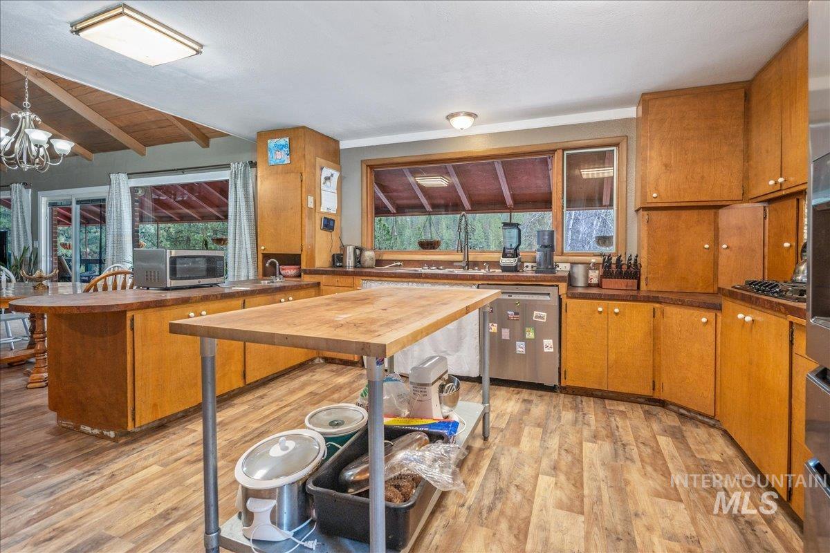 3560 Highway 21, Boise, Idaho 83716-4233, 3 Bedrooms, 2.5 Bathrooms, Residential For Sale, Price $3,200,000,MLS 98980354