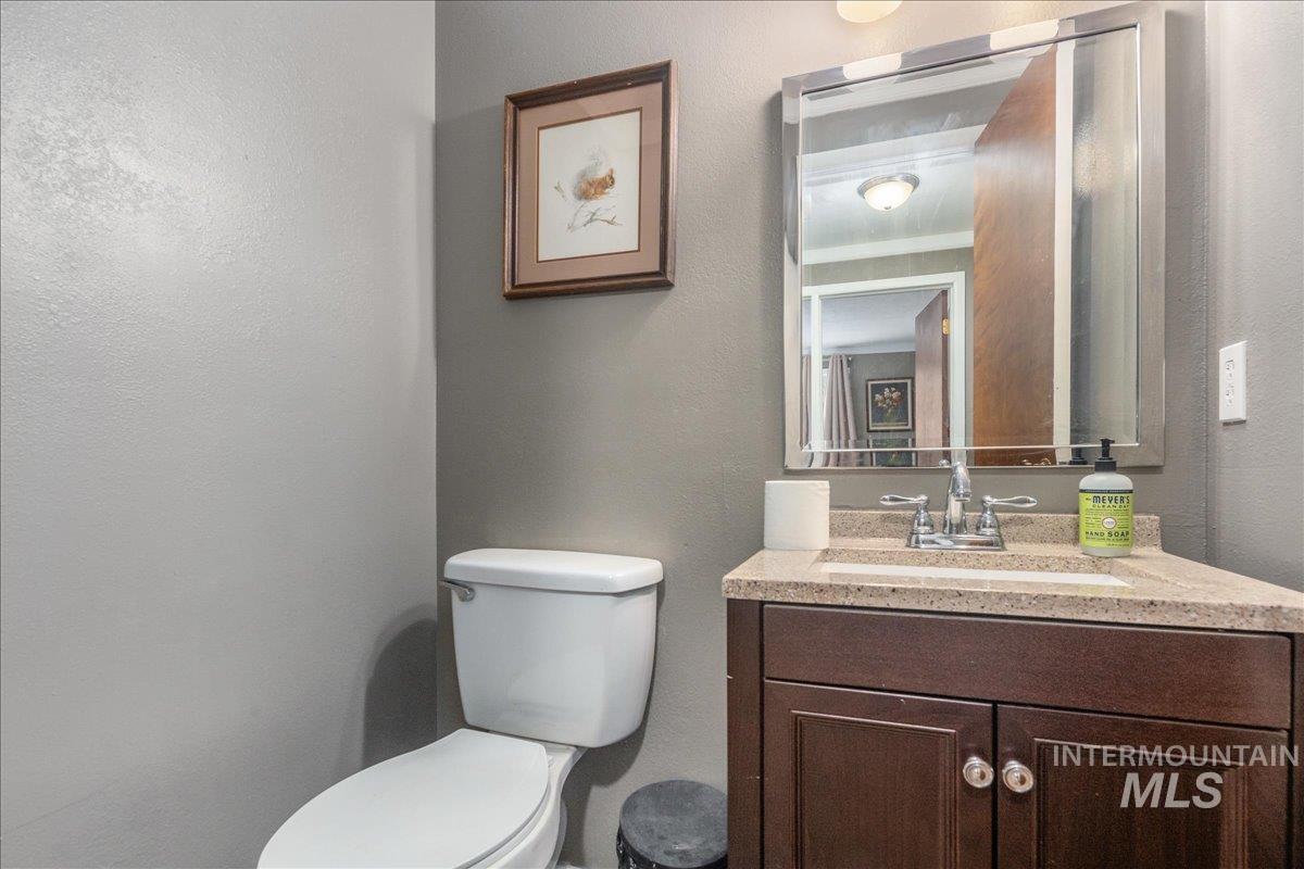 3560 Highway 21, Boise, Idaho 83716-4233, 3 Bedrooms, 2.5 Bathrooms, Residential For Sale, Price $3,200,000,MLS 98980354