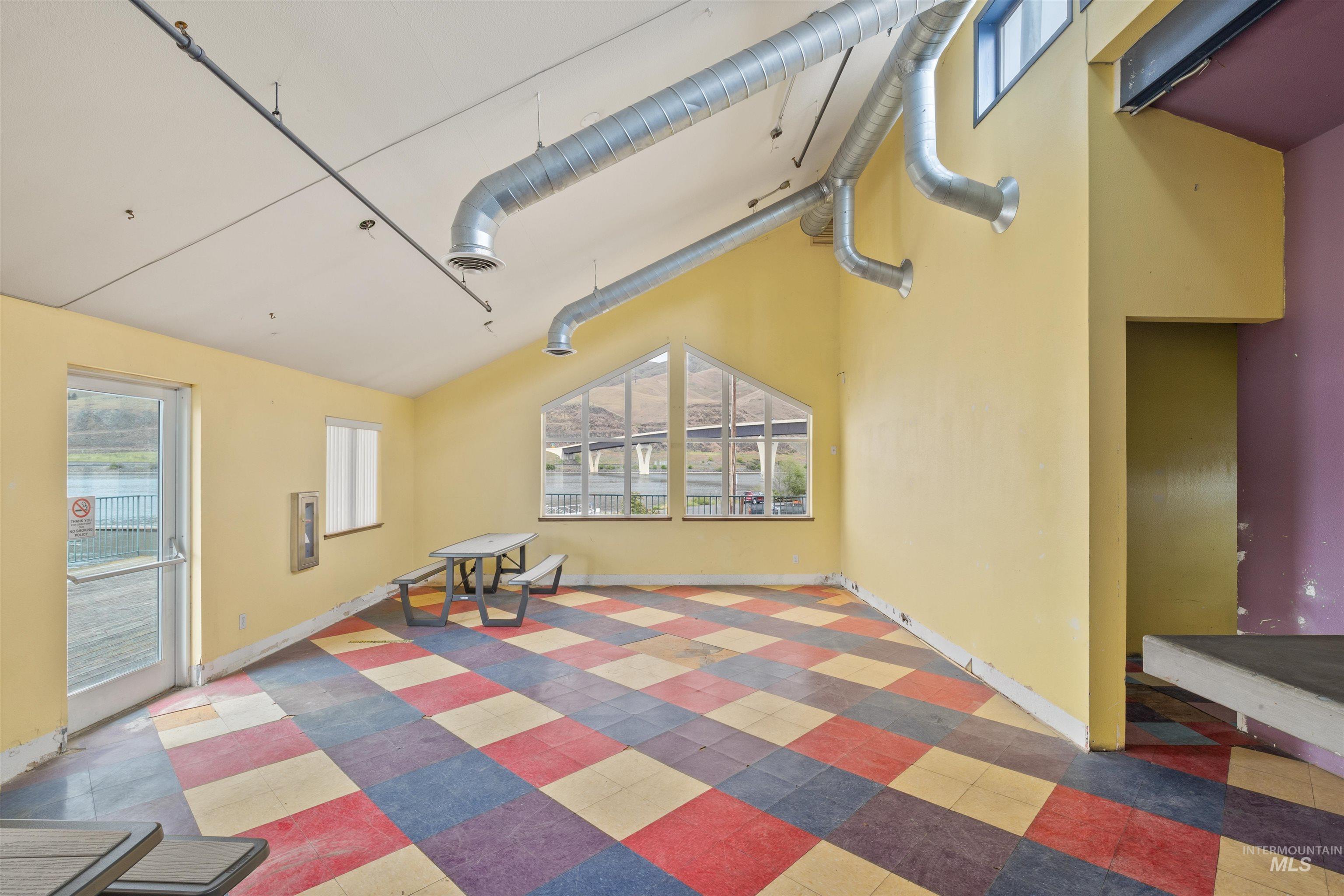 1550 Port Drive, Clarkston, Washington 99403, Business/Commercial For Sale, Price $1,660,000,MLS 98980356