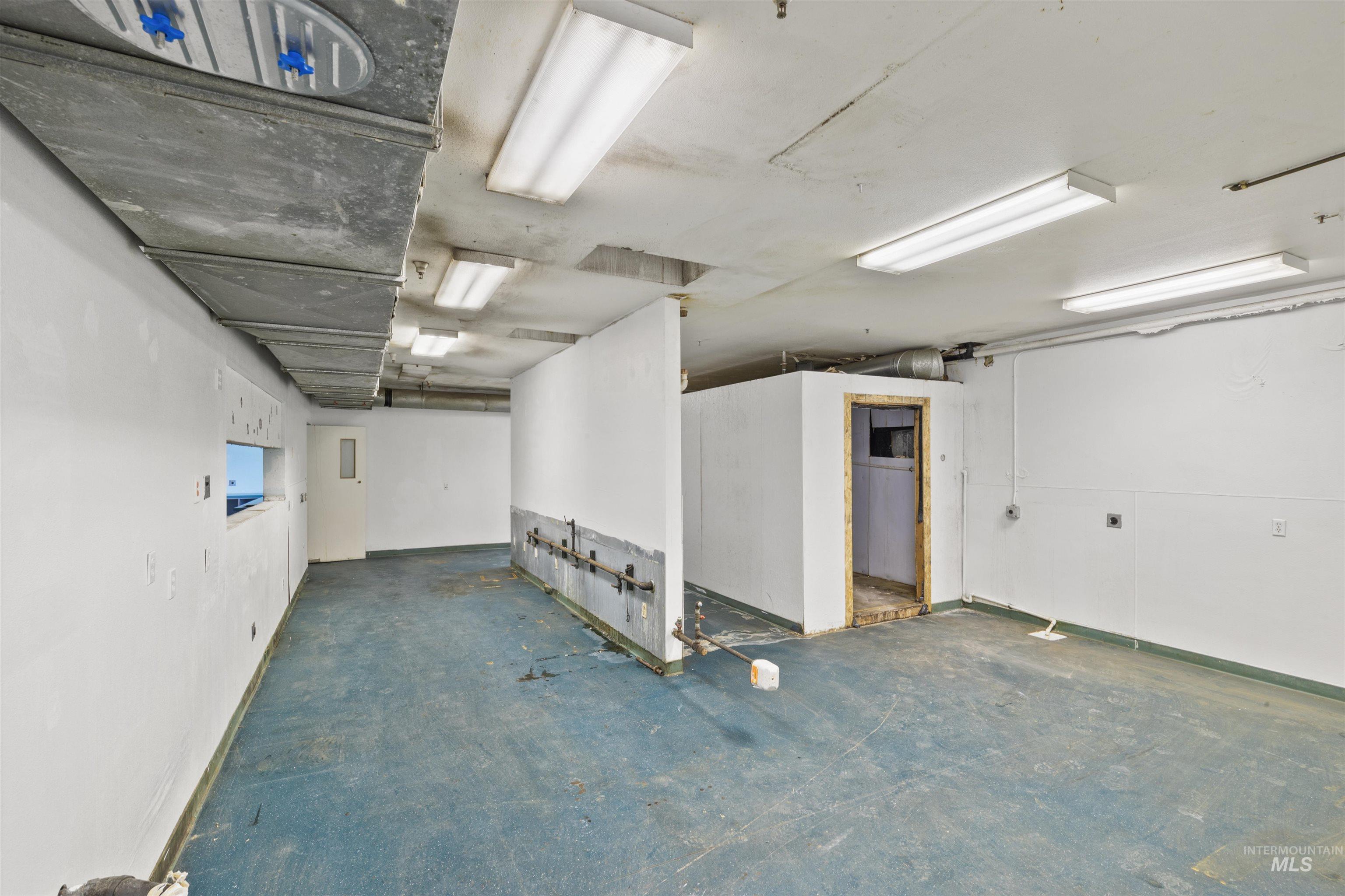 1550 & 1560 Port Drive, Clarkston, Washington 99403, Business/Commercial For Sale, Price $4,130,000,MLS 98980357