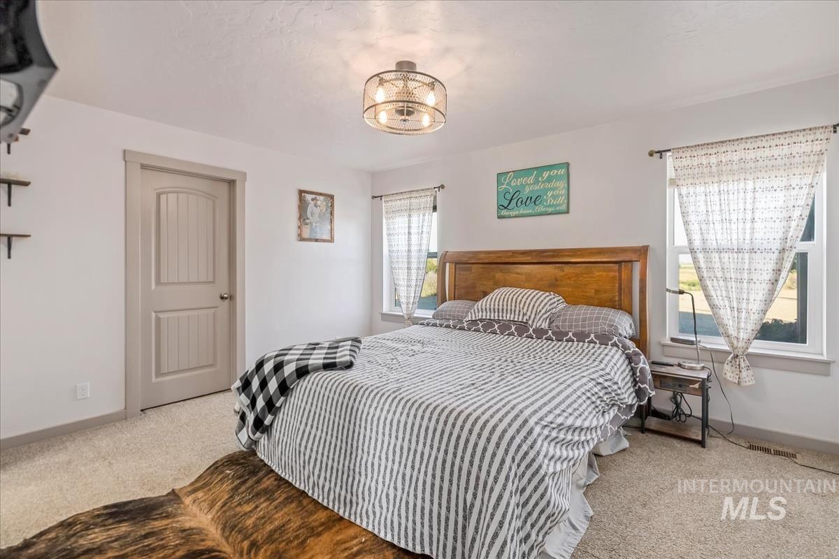 17571 Goodson Rd, Caldwell, Idaho 83607, 3 Bedrooms, 2 Bathrooms, Residential For Sale, Price $869,000,MLS 98980359