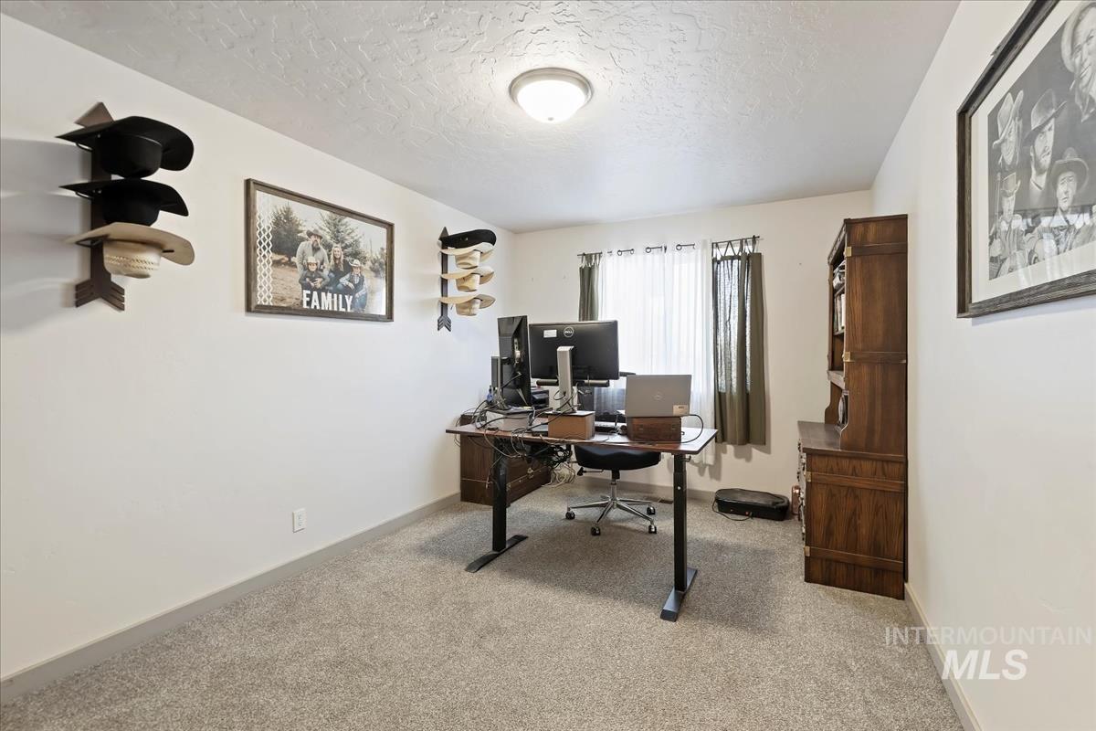 17571 Goodson Rd, Caldwell, Idaho 83607, 3 Bedrooms, 2 Bathrooms, Residential For Sale, Price $869,000,MLS 98980359