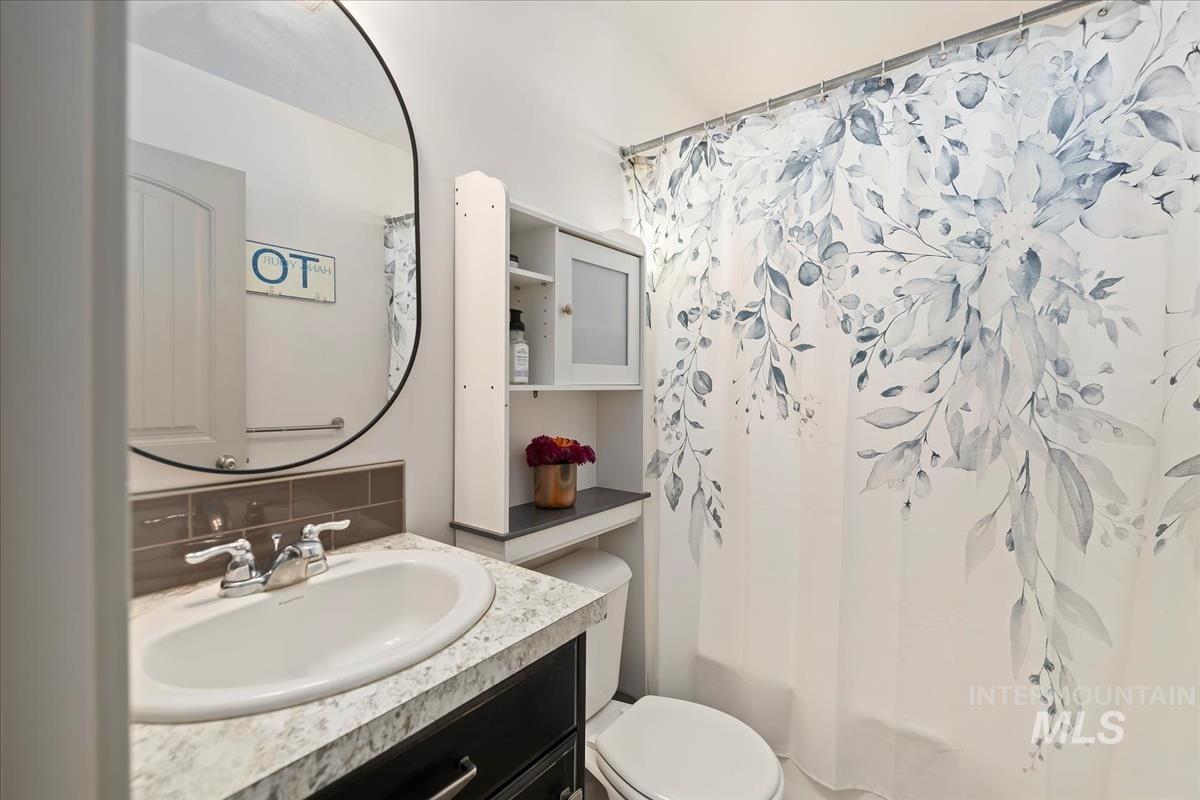 17571 Goodson Rd, Caldwell, Idaho 83607, 3 Bedrooms, 2 Bathrooms, Residential For Sale, Price $869,000,MLS 98980359