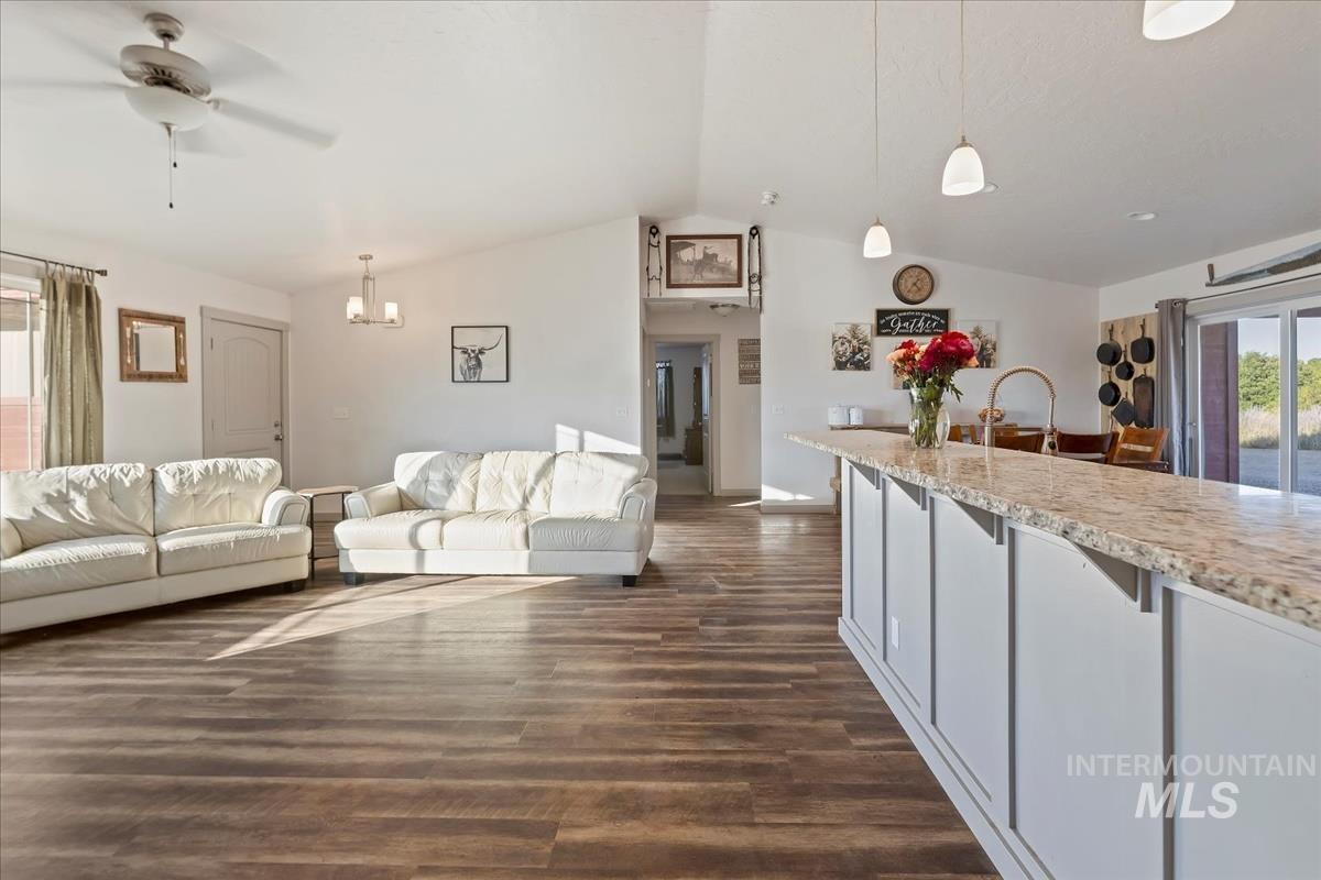 17571 Goodson Rd, Caldwell, Idaho 83607, 3 Bedrooms, 2 Bathrooms, Residential For Sale, Price $869,000,MLS 98980359