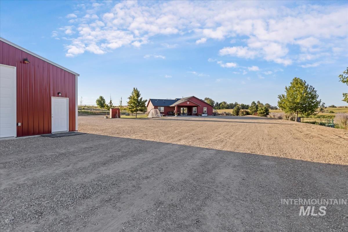 17571 Goodson Rd, Caldwell, Idaho 83607, 3 Bedrooms, 2 Bathrooms, Residential For Sale, Price $869,000,MLS 98980359