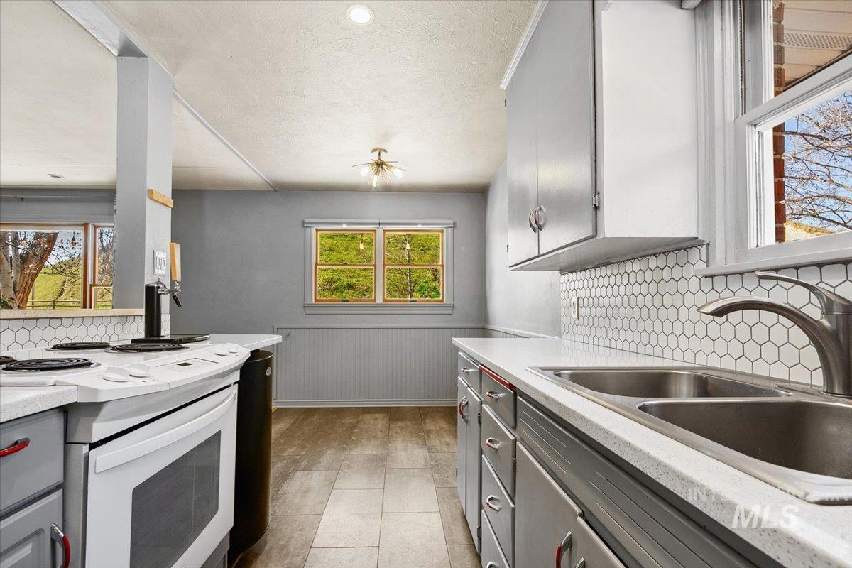 2306 N 9th, Boise, Idaho 83702, 3 Bedrooms, 1 Bathroom, Residential For Sale, Price $684,000,MLS 98980362